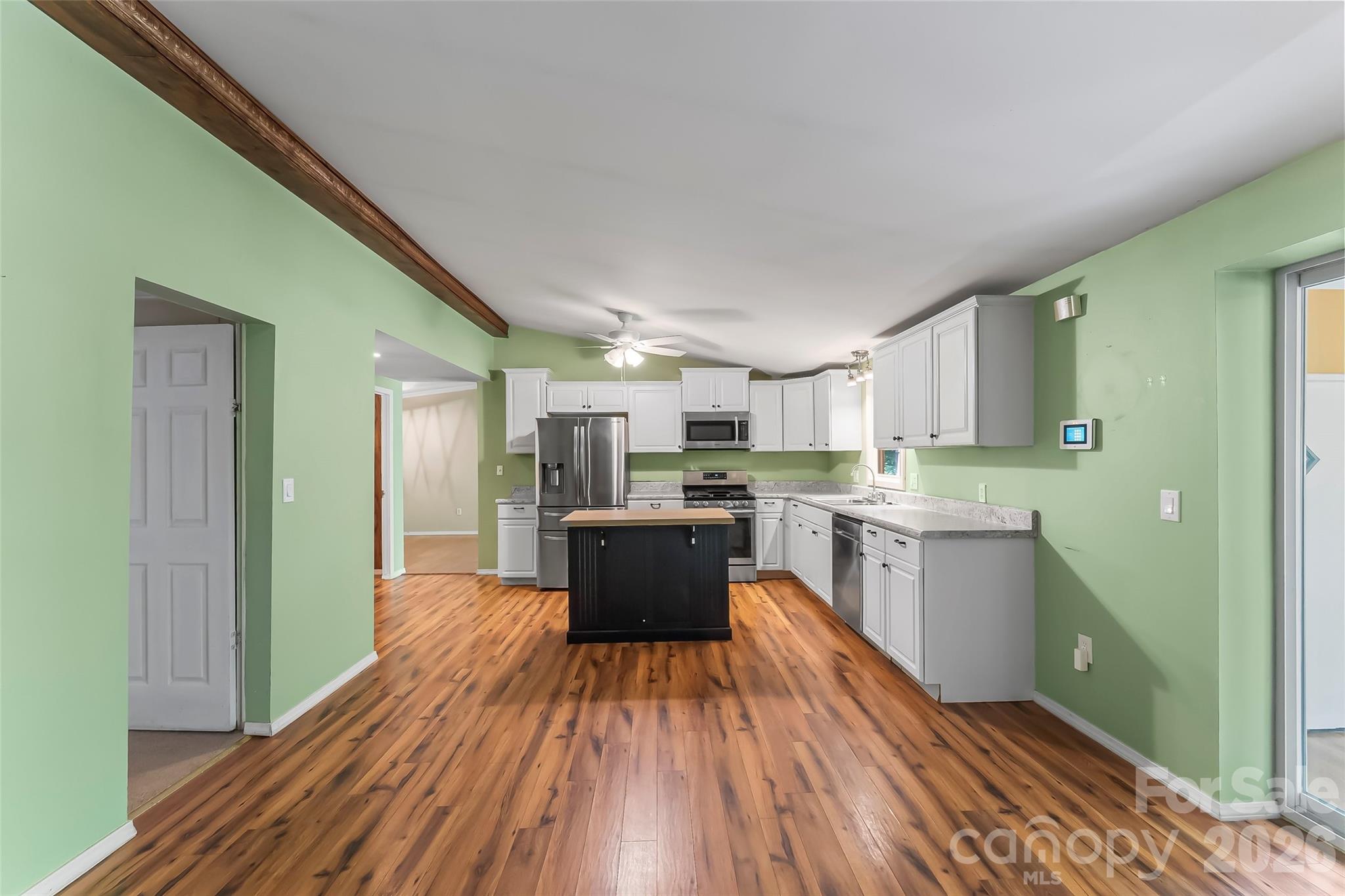 72 Paradise Lane — Old Fort
