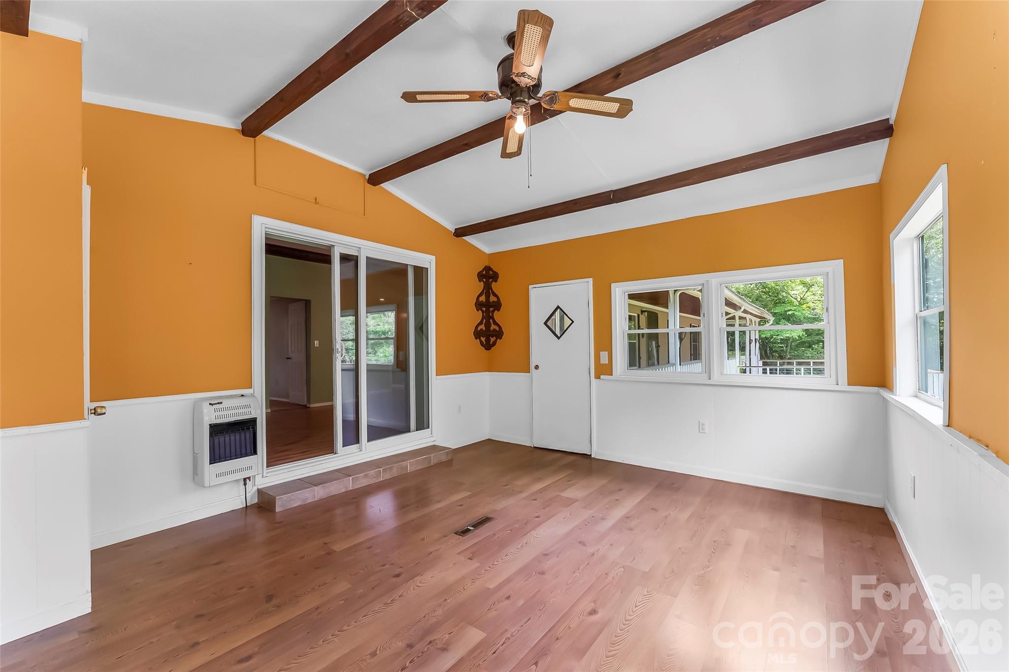 72 Paradise Lane — Old Fort