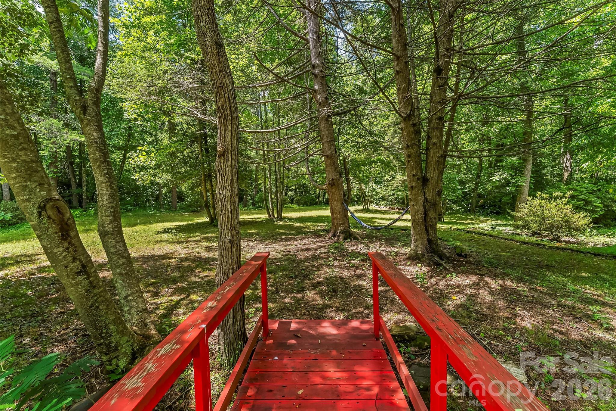 72 Paradise Lane — Old Fort