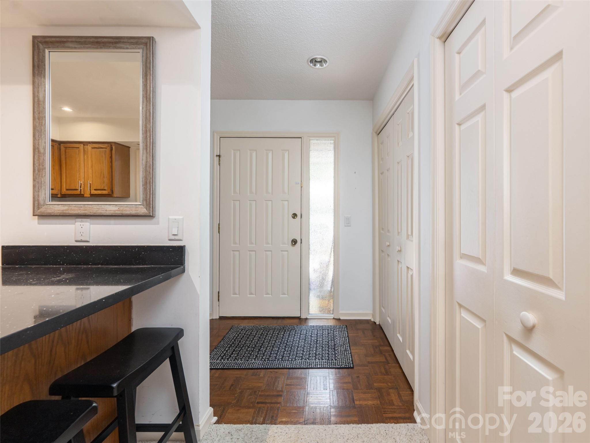 112 Live Oak Lane — Hendersonville