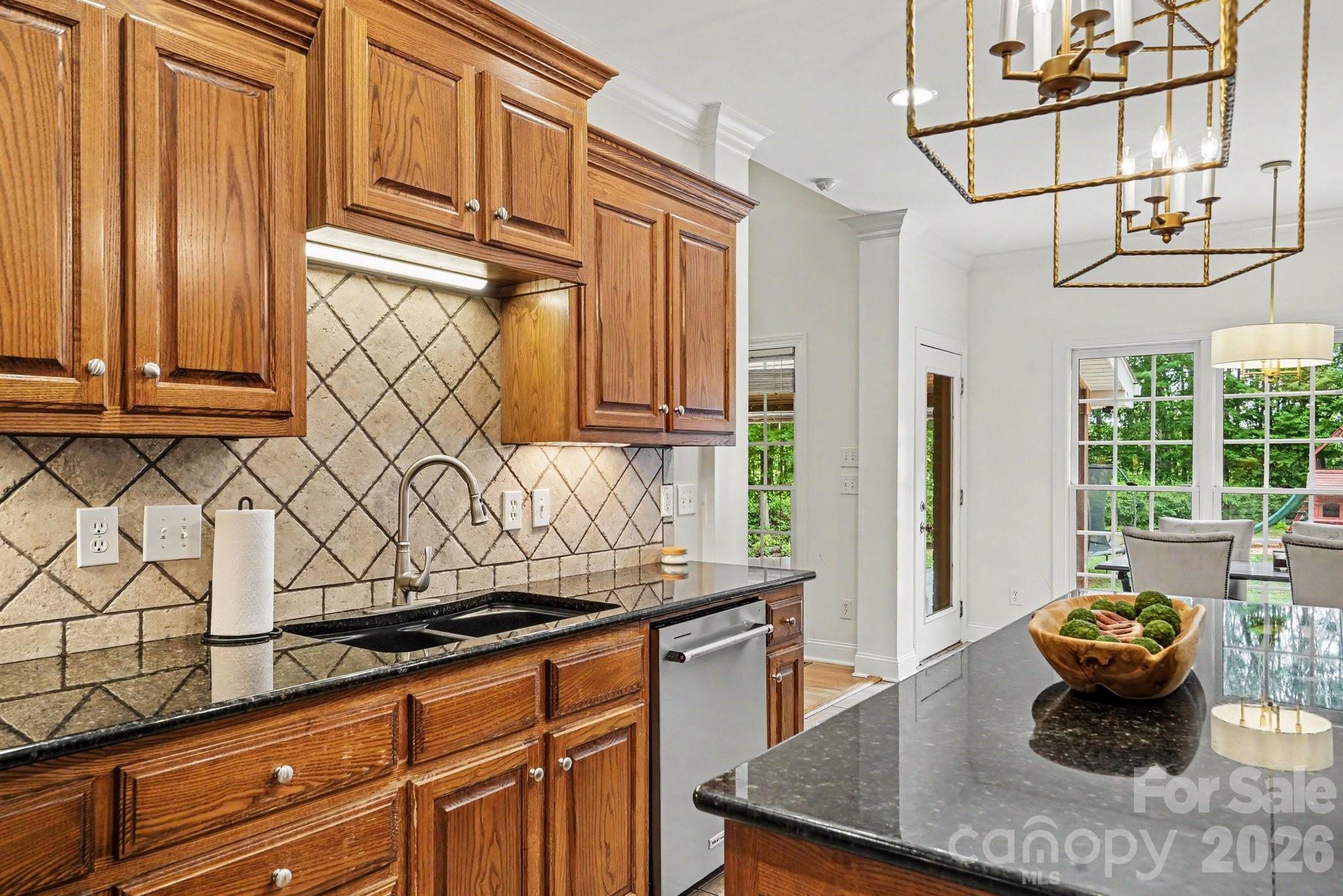 3204 E Lawyers Road — Monroe