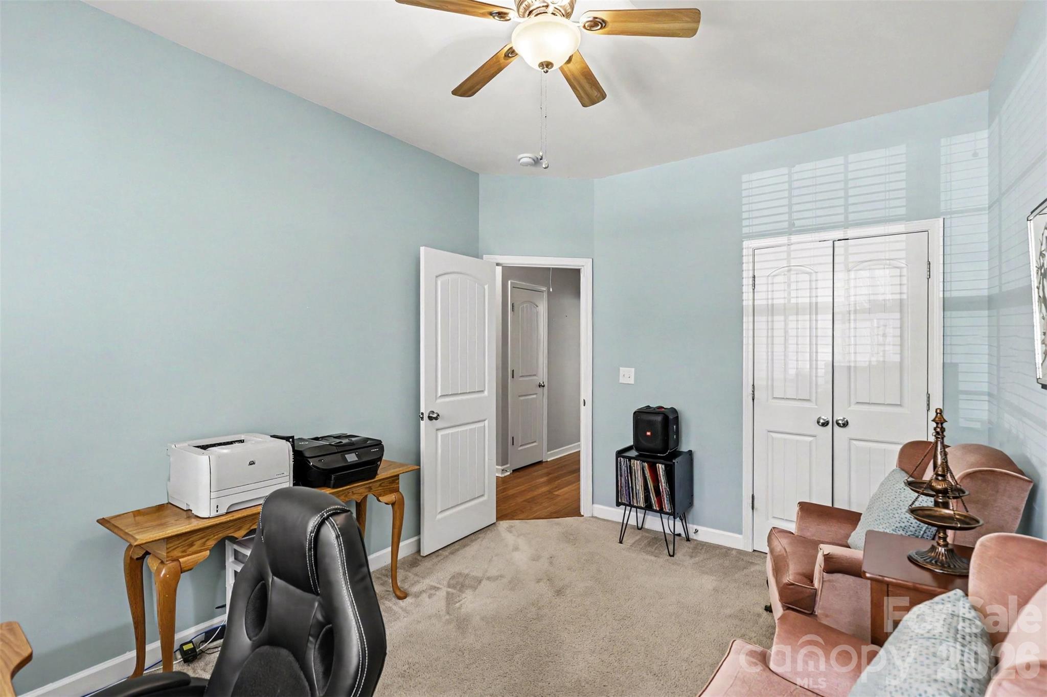 17119 Caldwell Track Drive — Huntersville