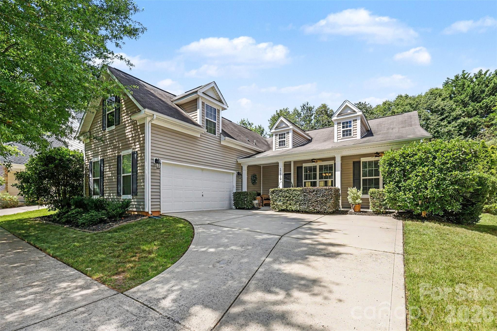 17119 Caldwell Track Drive — Huntersville