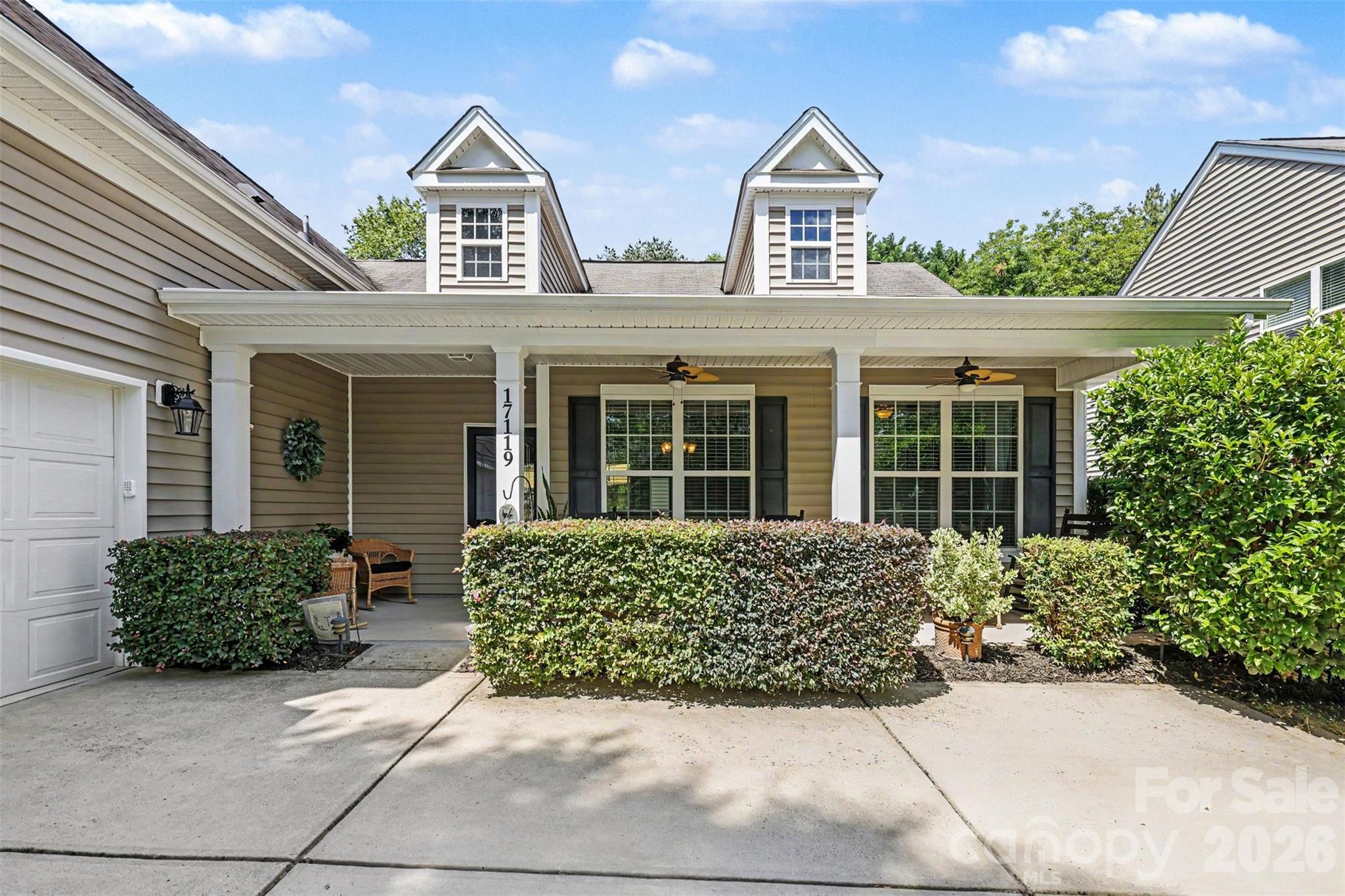 17119 Caldwell Track Drive — Huntersville