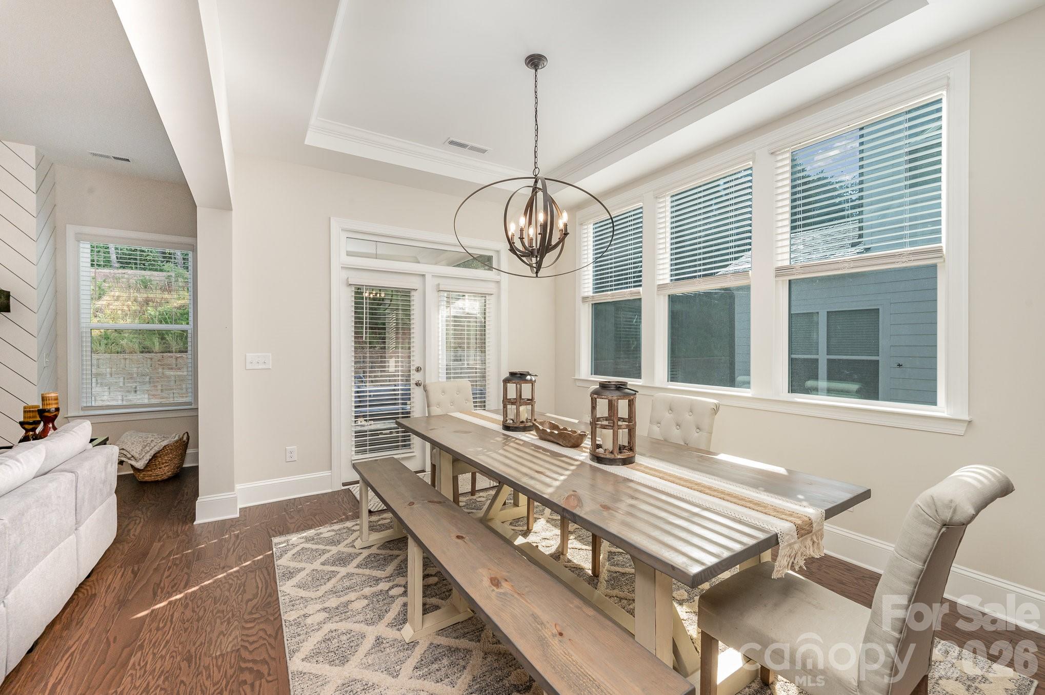 1390 Cedardale Lane — Denver