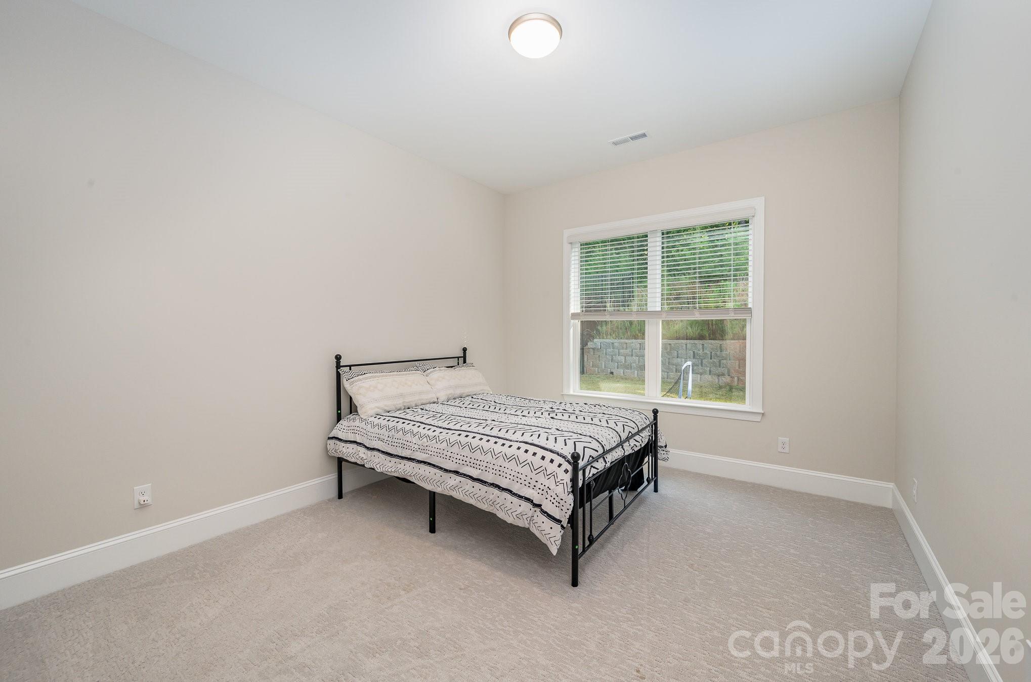 1390 Cedardale Lane — Denver