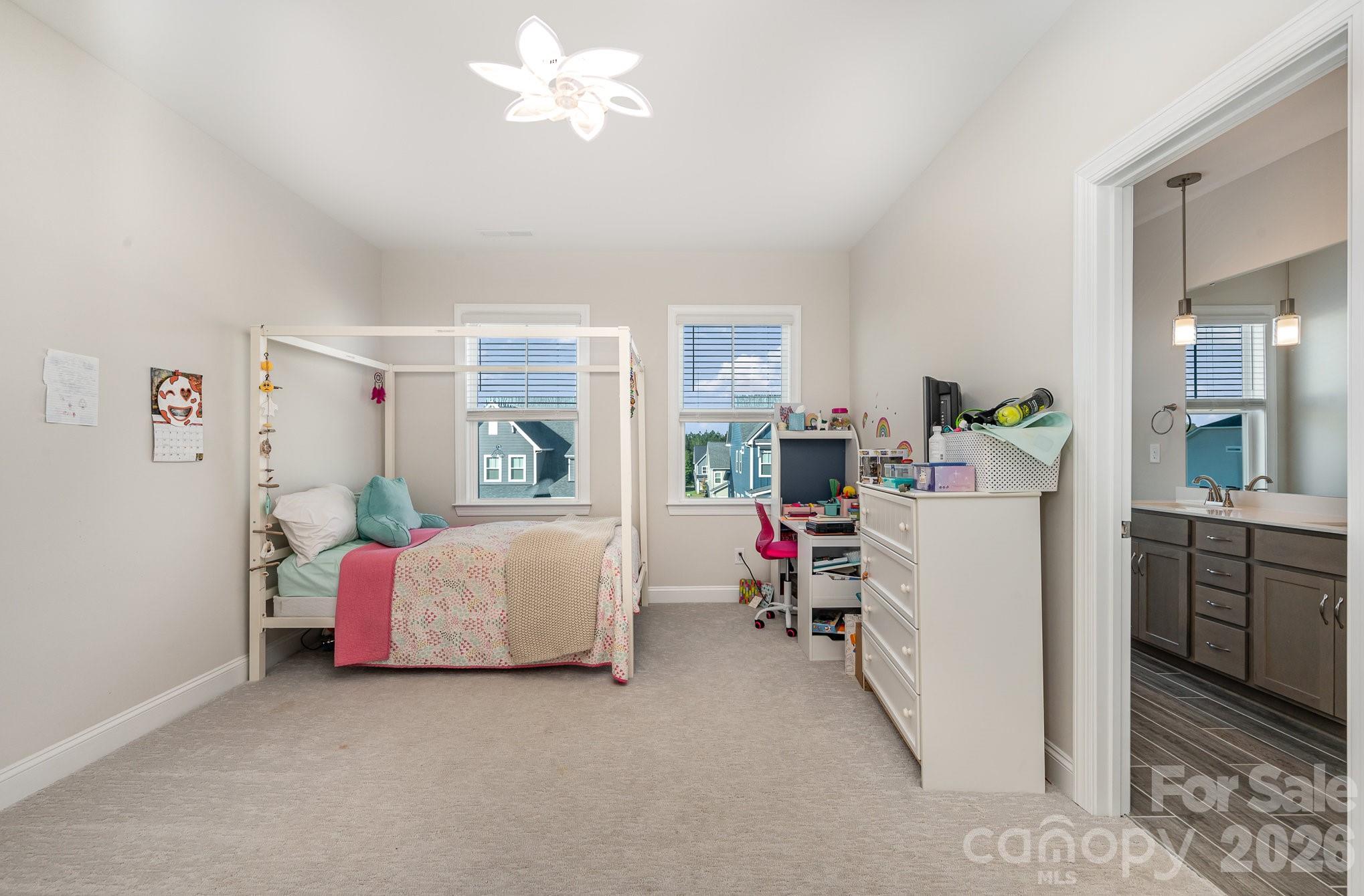 1390 Cedardale Lane — Denver