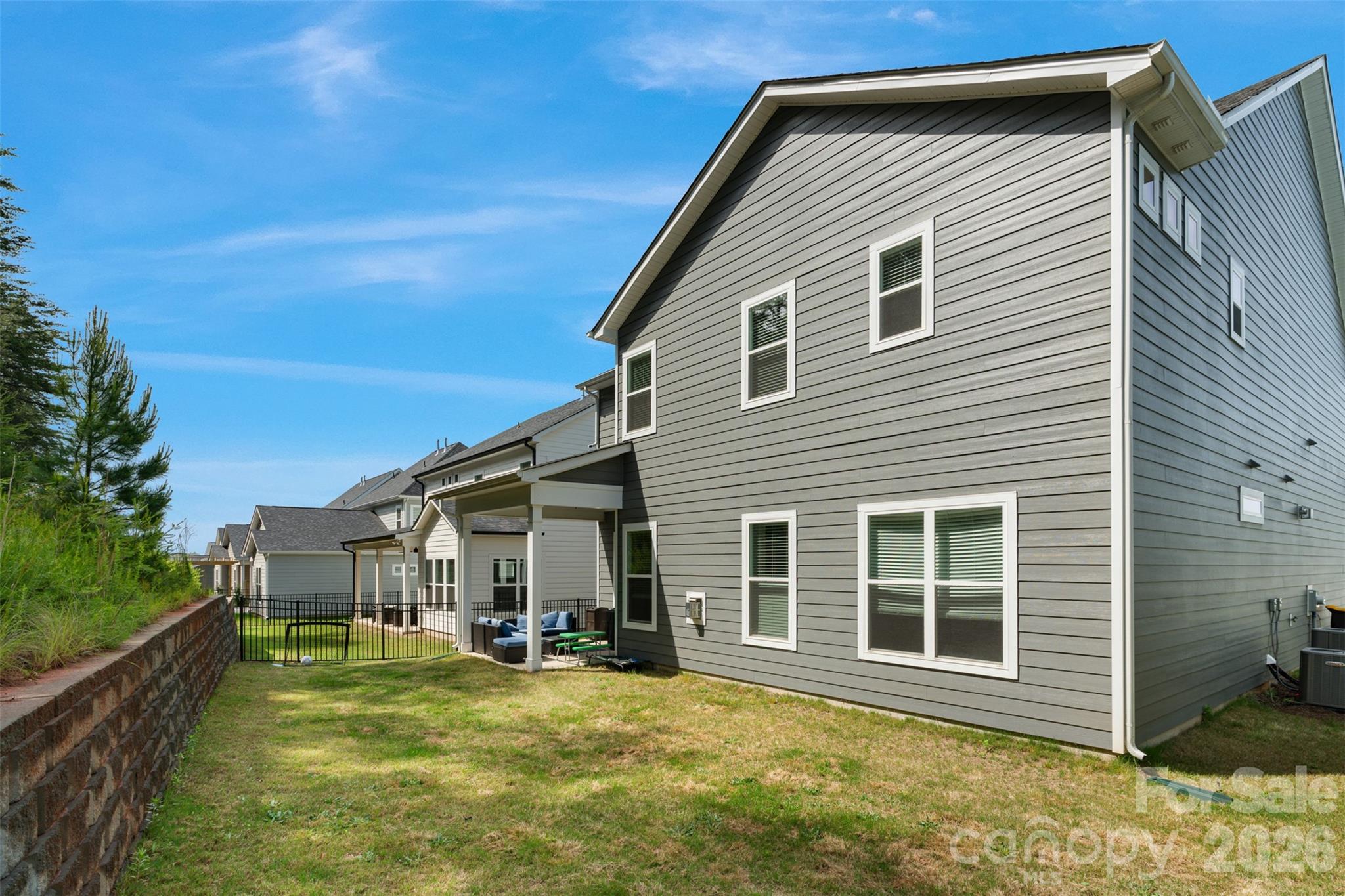 1390 Cedardale Lane — Denver