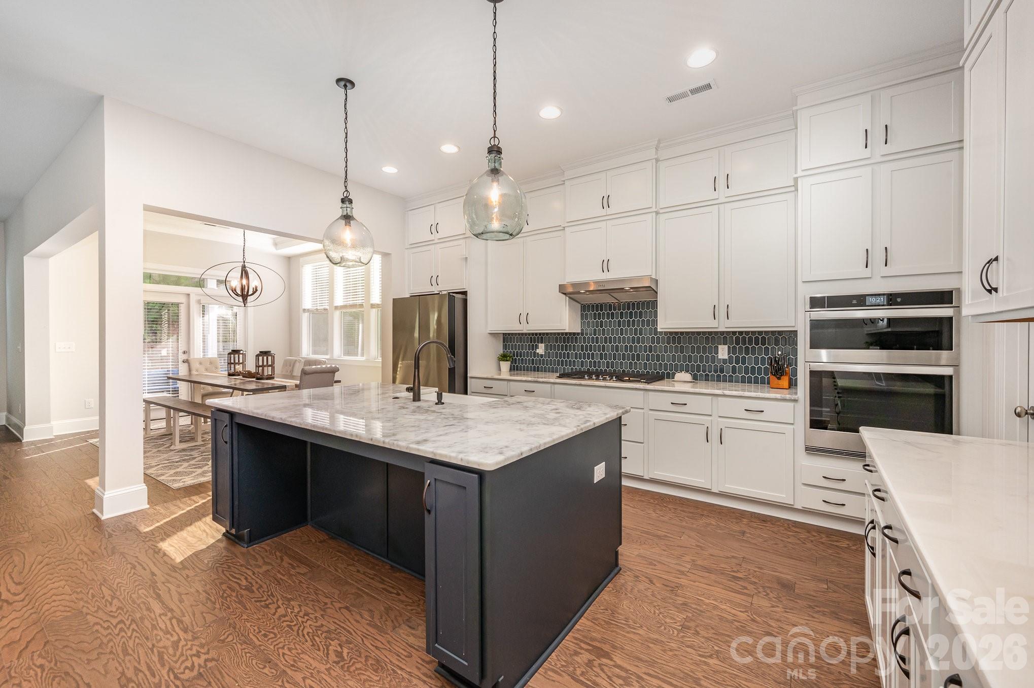 1390 Cedardale Lane — Denver