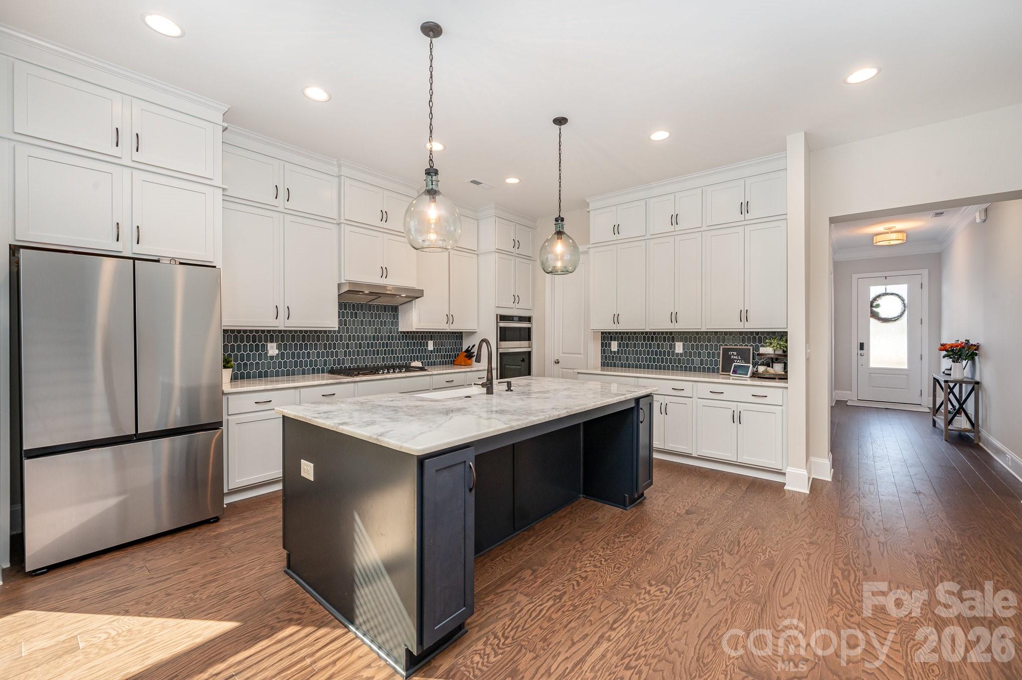 1390 Cedardale Lane — Denver