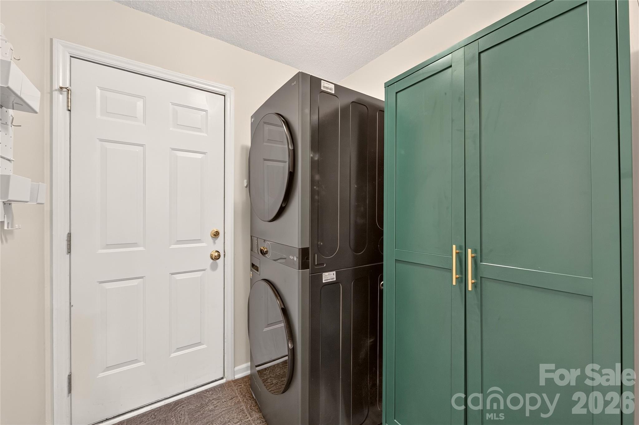 8121 Poplar Grove Circle — Waxhaw