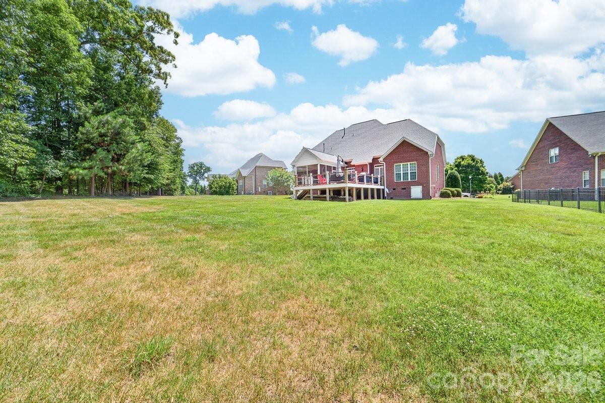 5633 Old Town Lane — Gastonia