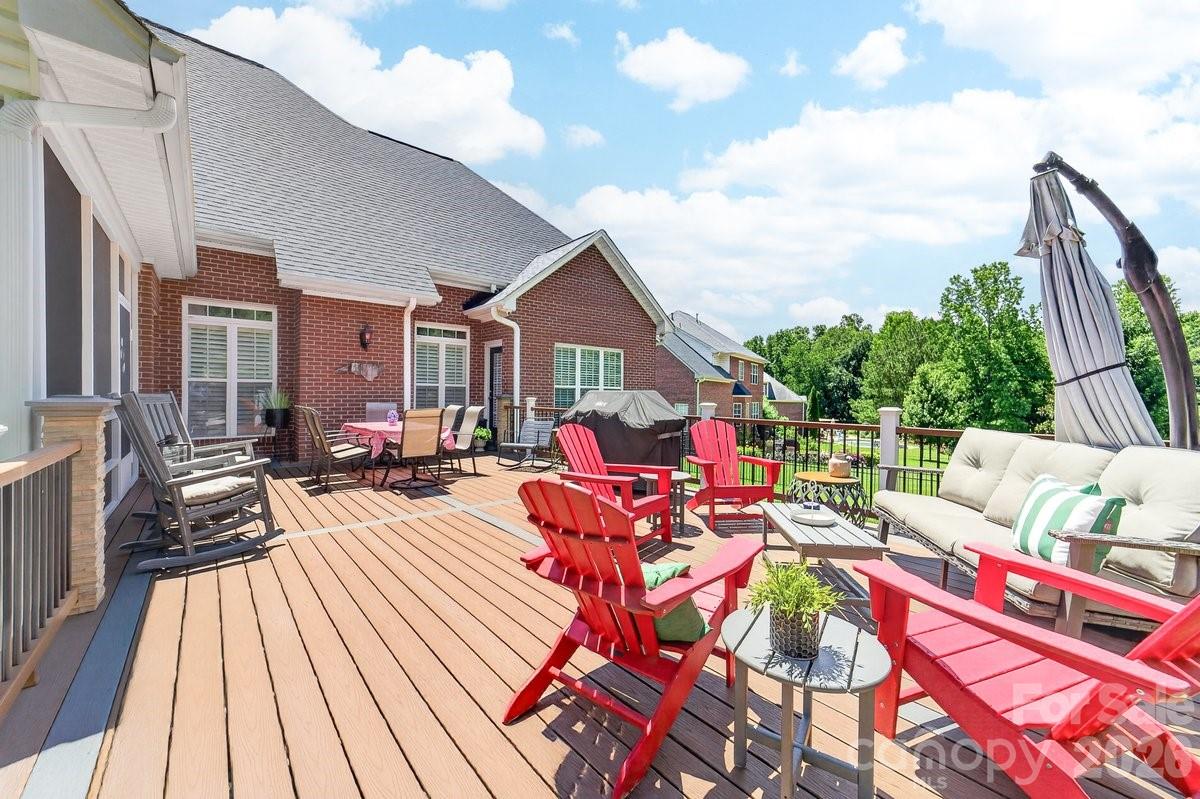 5633 Old Town Lane — Gastonia