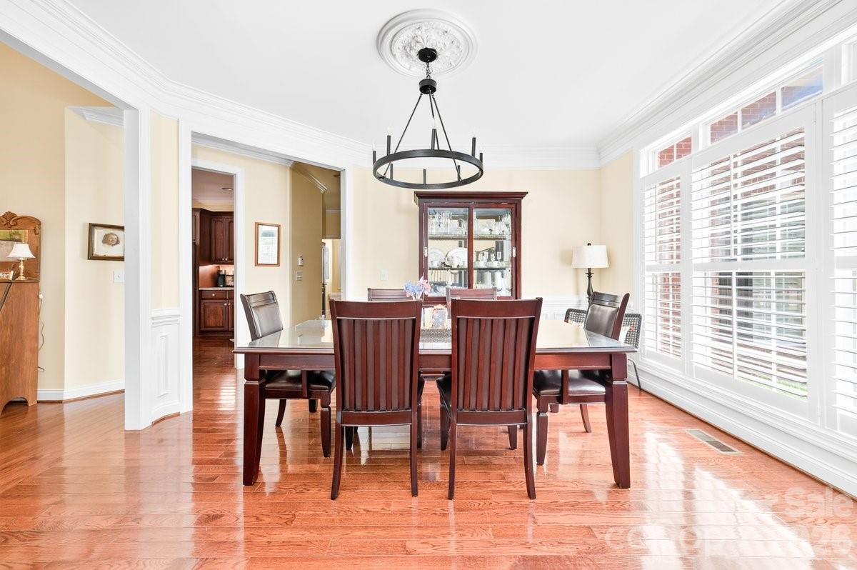 5633 Old Town Lane — Gastonia