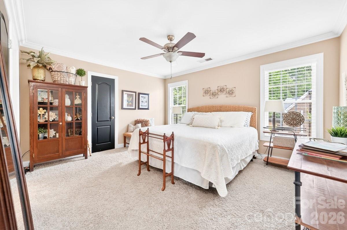 5633 Old Town Lane — Gastonia
