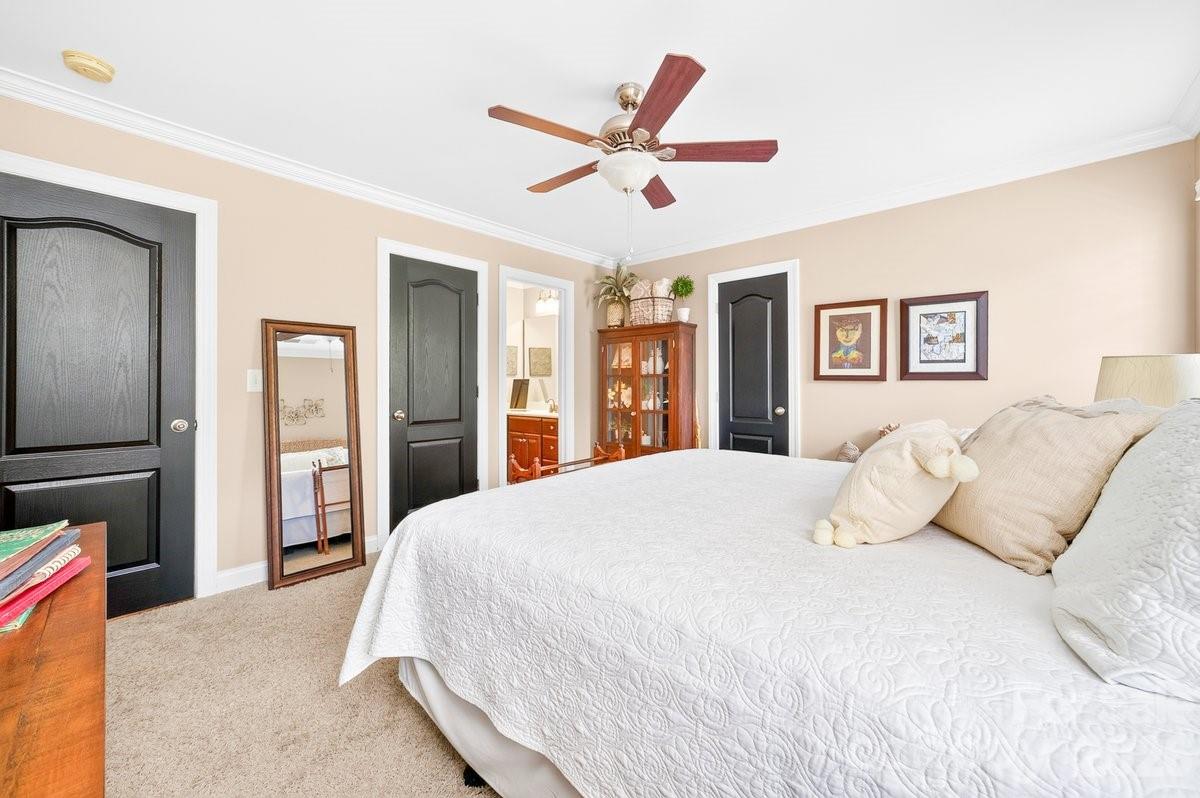 5633 Old Town Lane — Gastonia