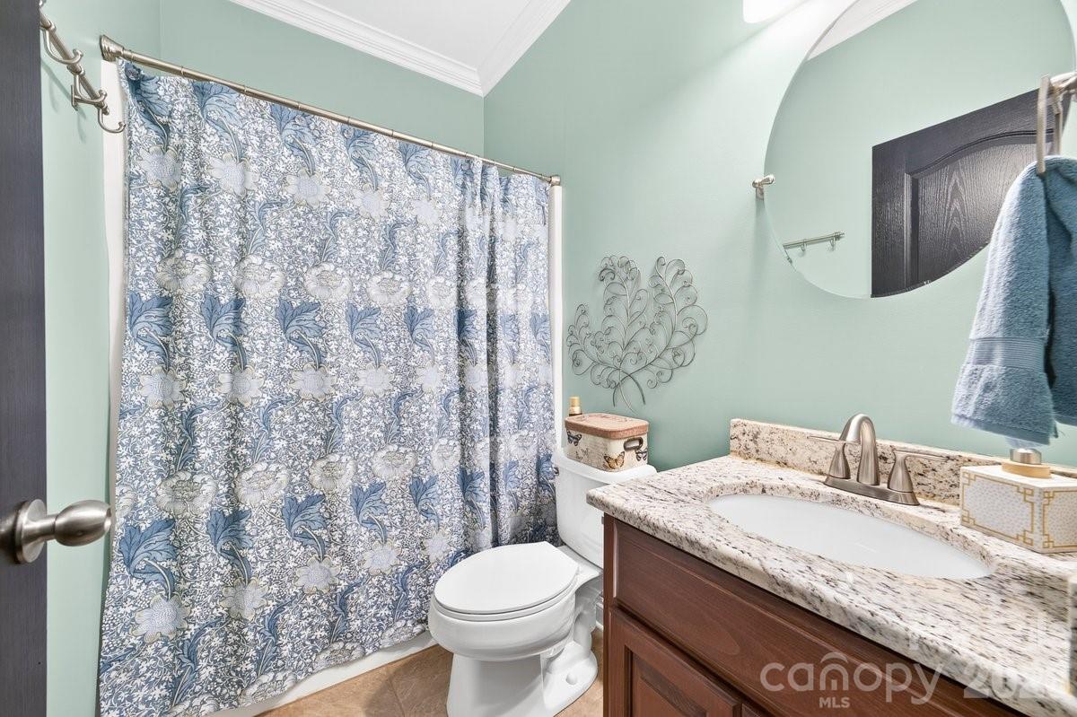 5633 Old Town Lane — Gastonia