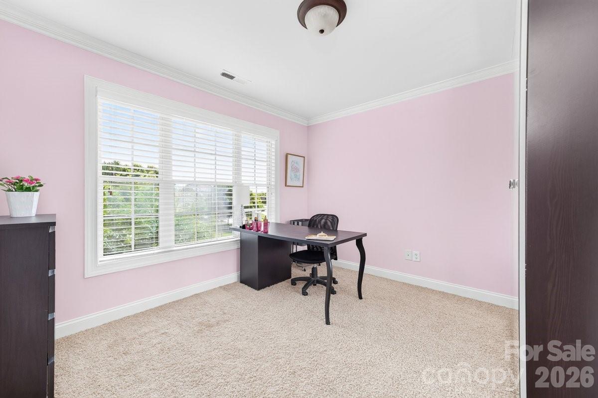5633 Old Town Lane — Gastonia