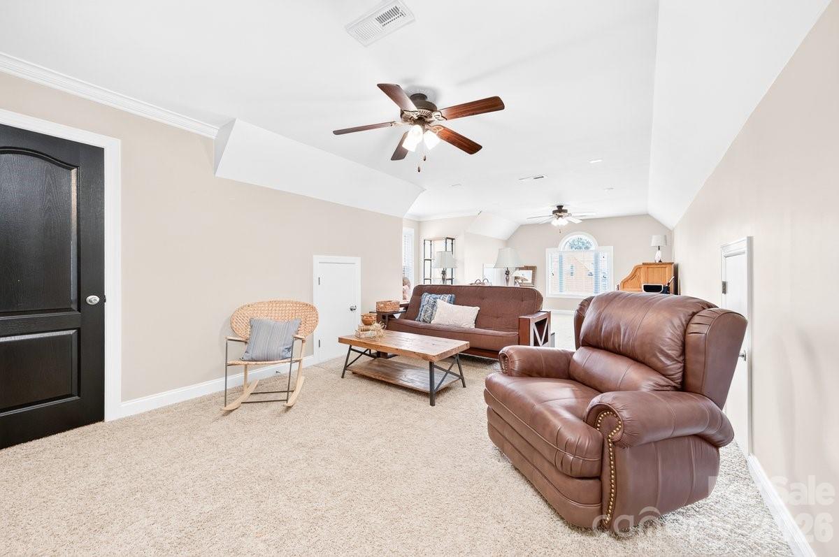 5633 Old Town Lane — Gastonia