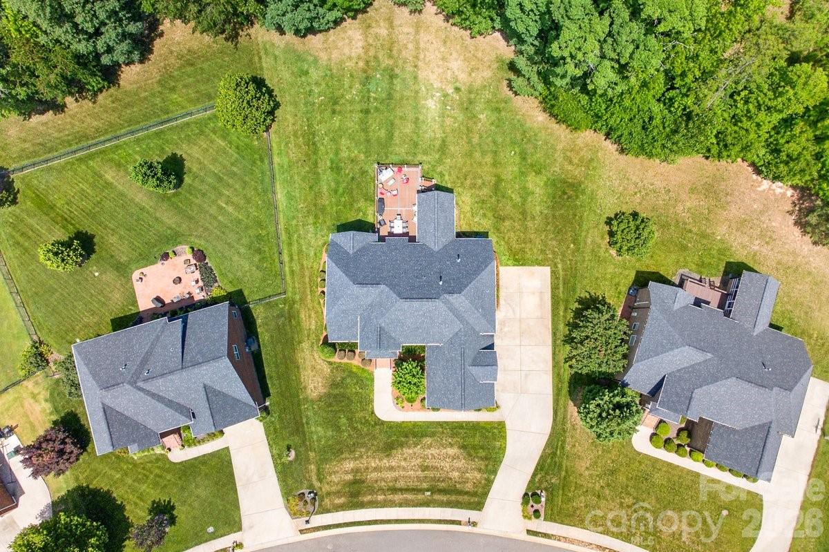 5633 Old Town Lane — Gastonia