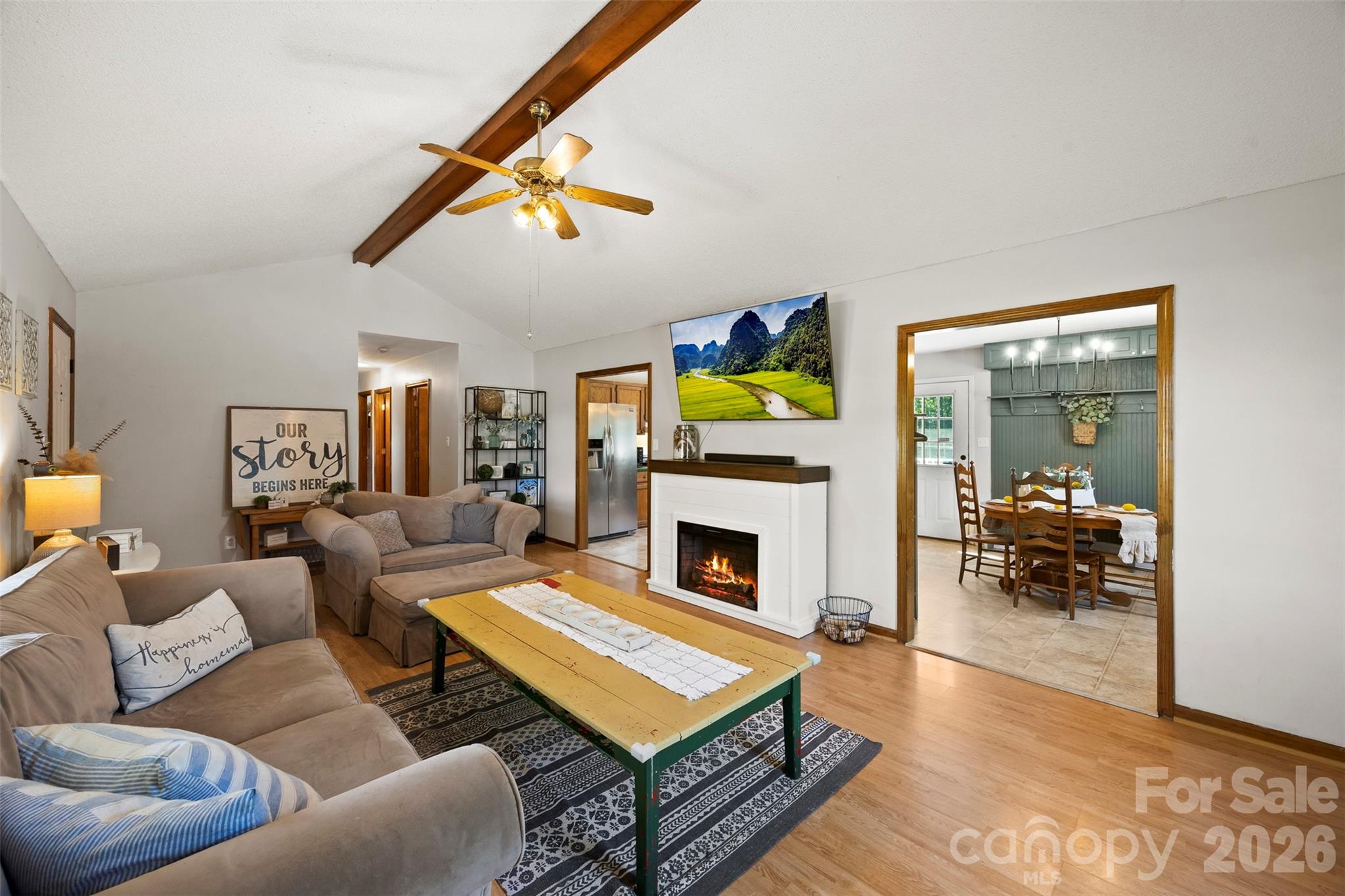 2600 Filbert Highway — Clover