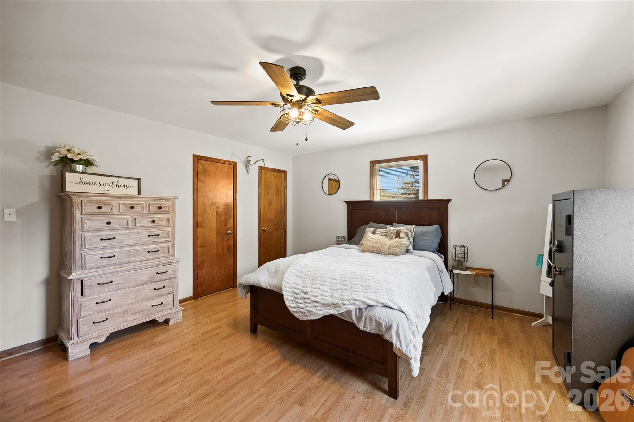 2600 Filbert Highway — Clover