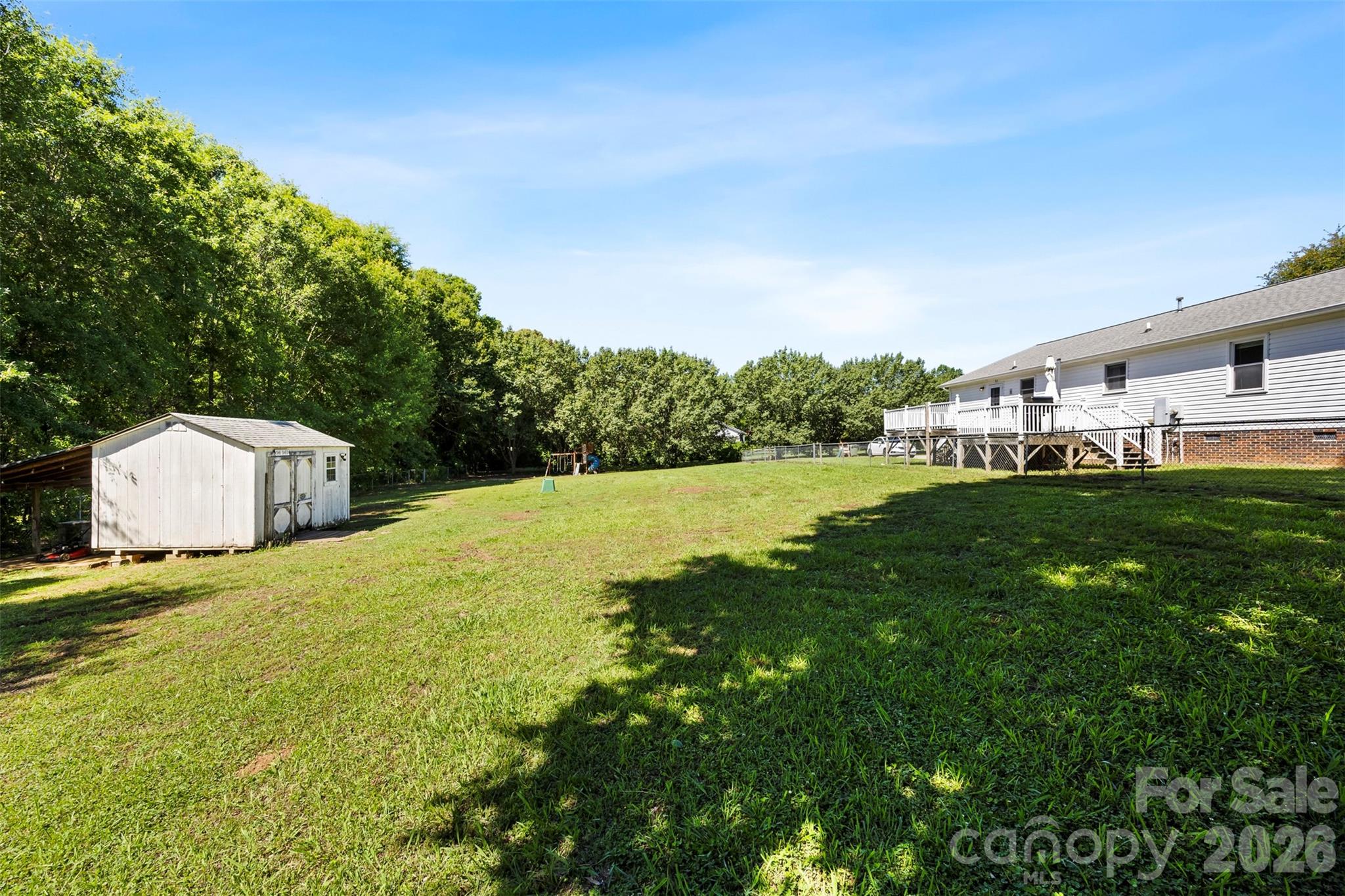 2600 Filbert Highway — Clover