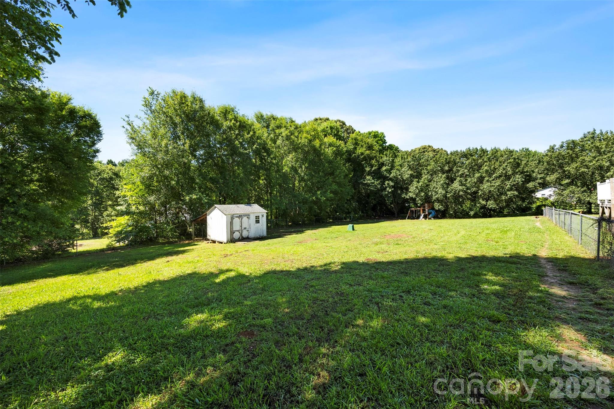 2600 Filbert Highway — Clover
