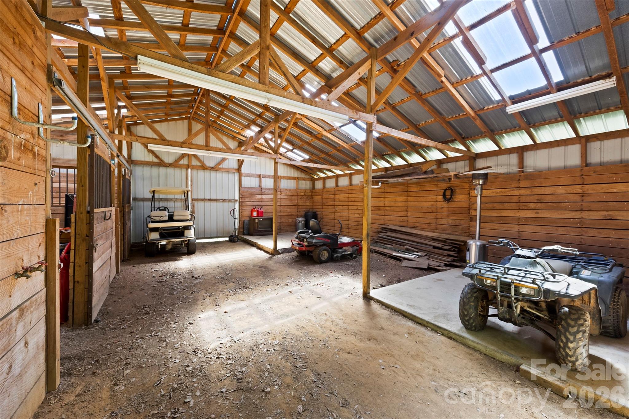 2600 Filbert Highway — Clover