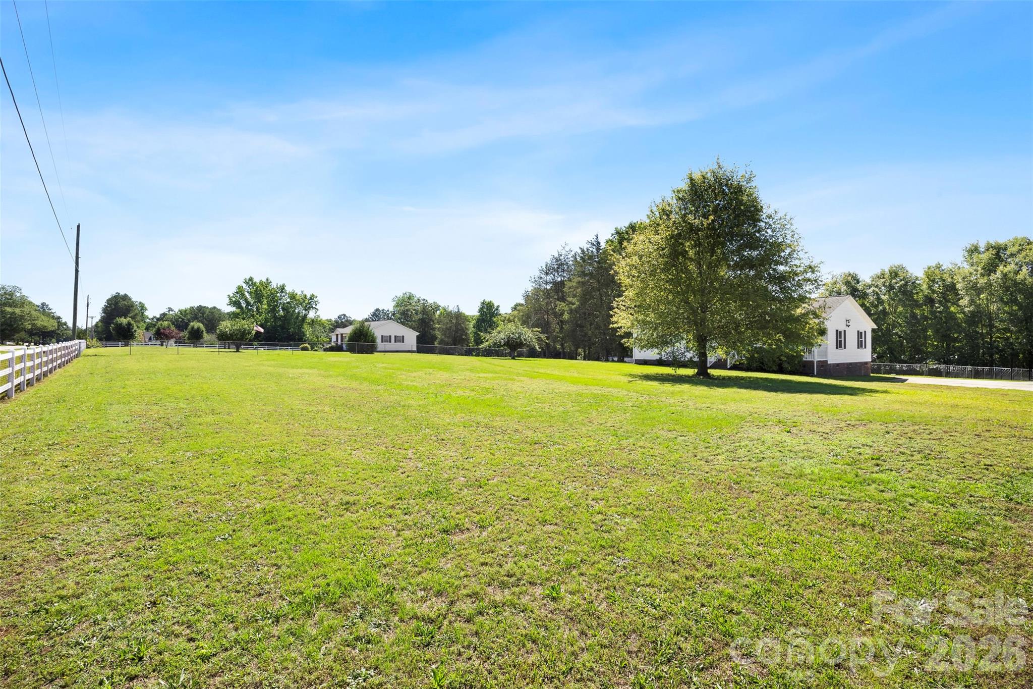 2600 Filbert Highway — Clover