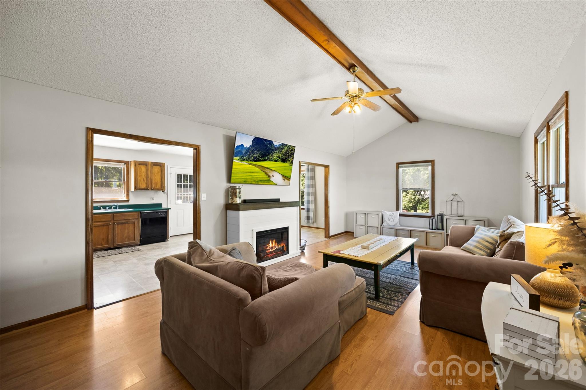 2600 Filbert Highway — Clover