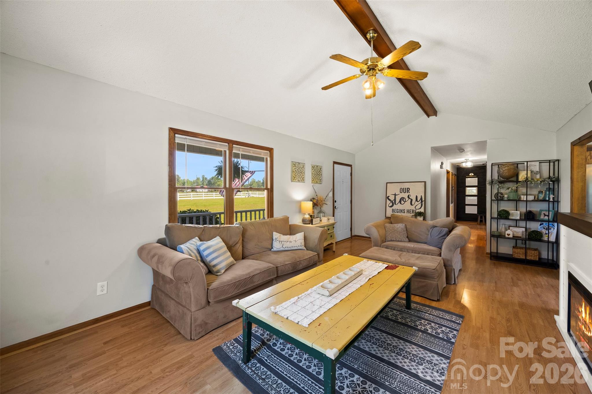 2600 Filbert Highway — Clover