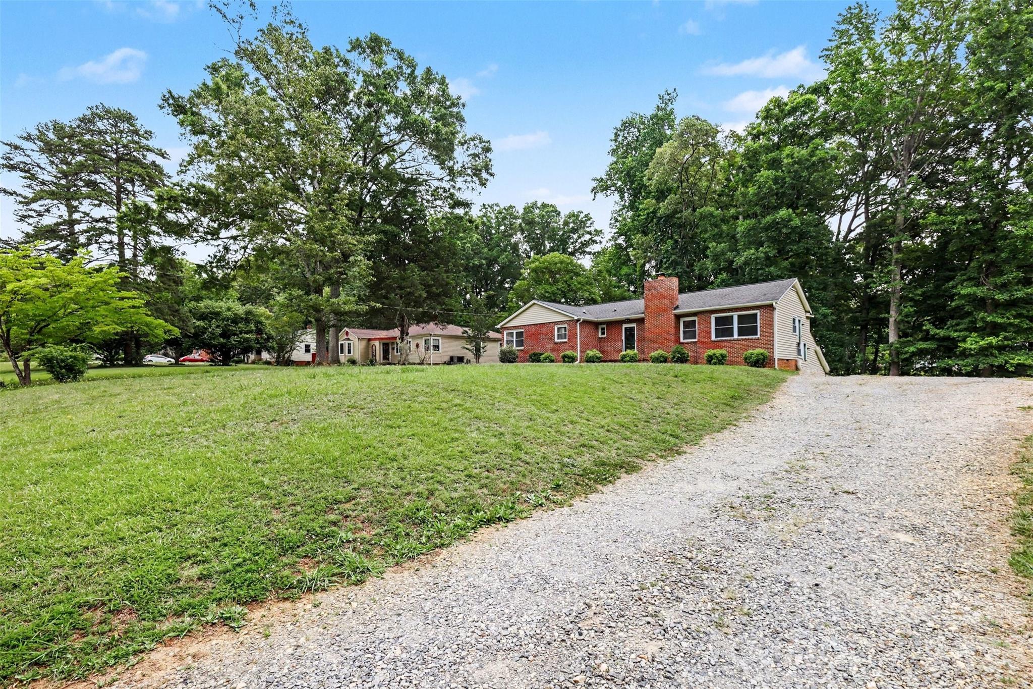 217 Oakwood Avenue — York