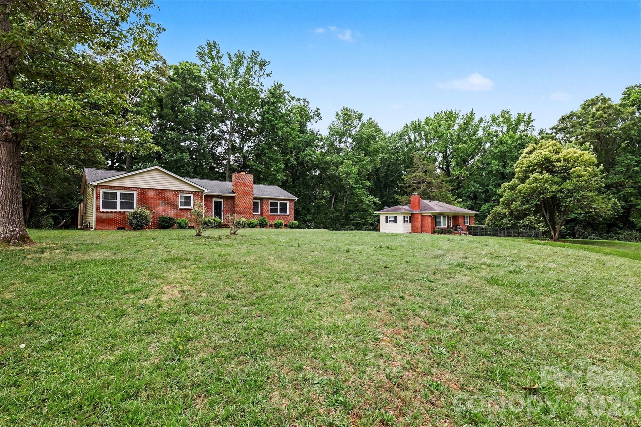 217 Oakwood Avenue — York