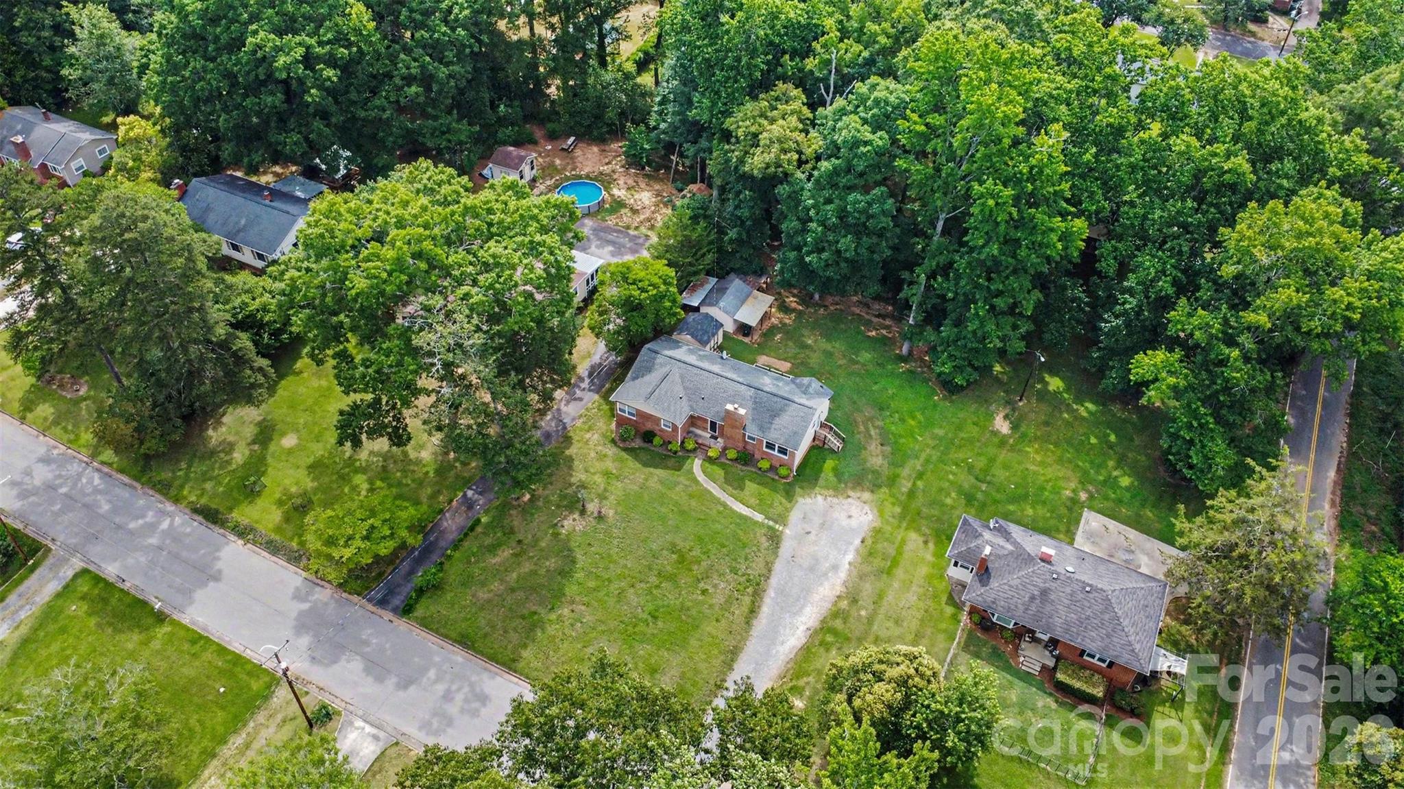 217 Oakwood Avenue — York