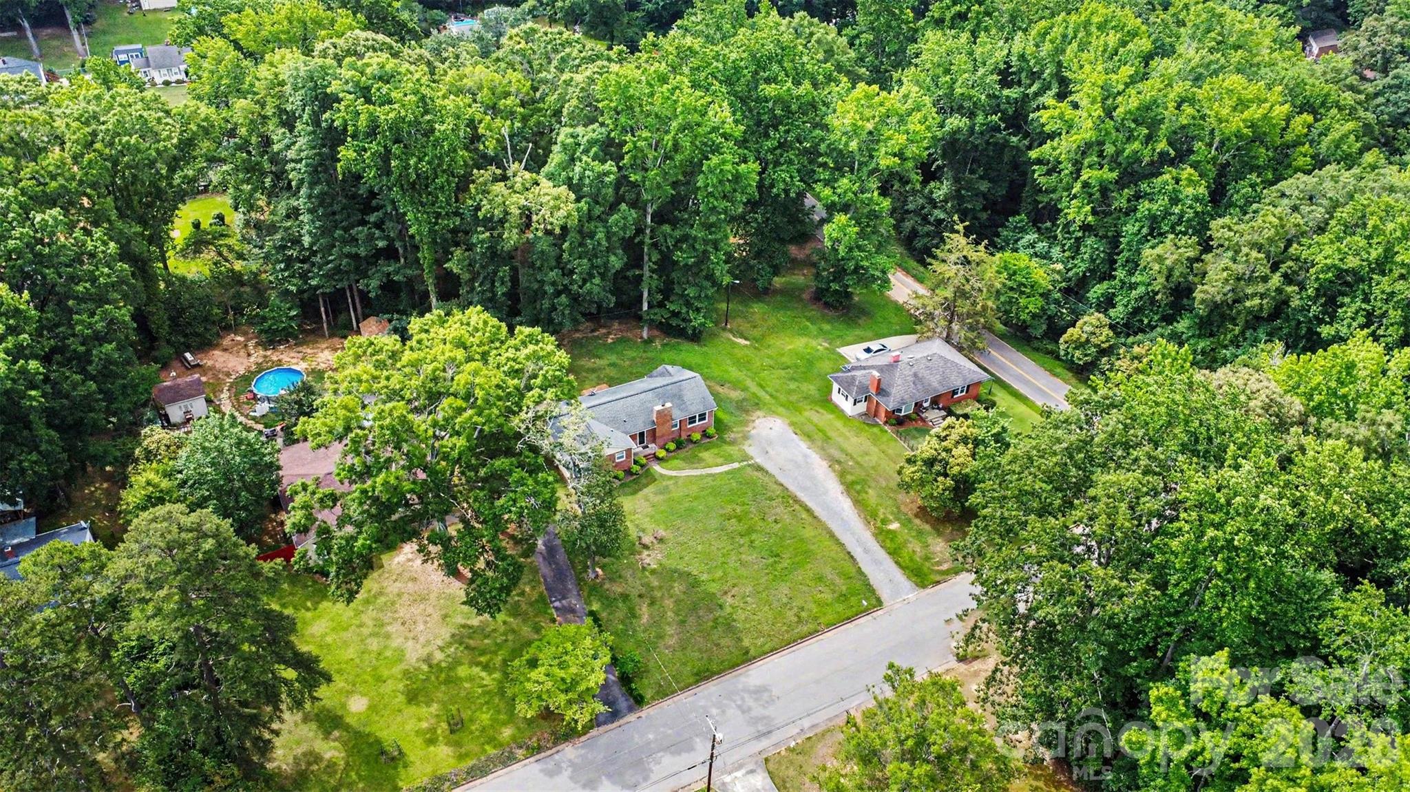 217 Oakwood Avenue — York