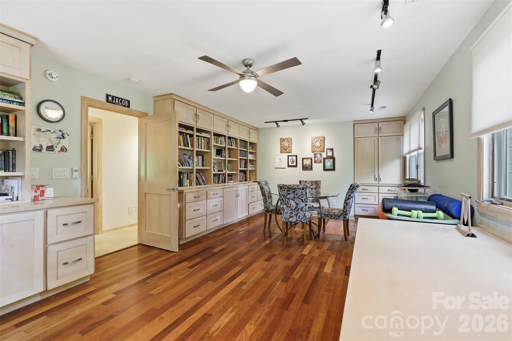 811 Butter Street — Landrum