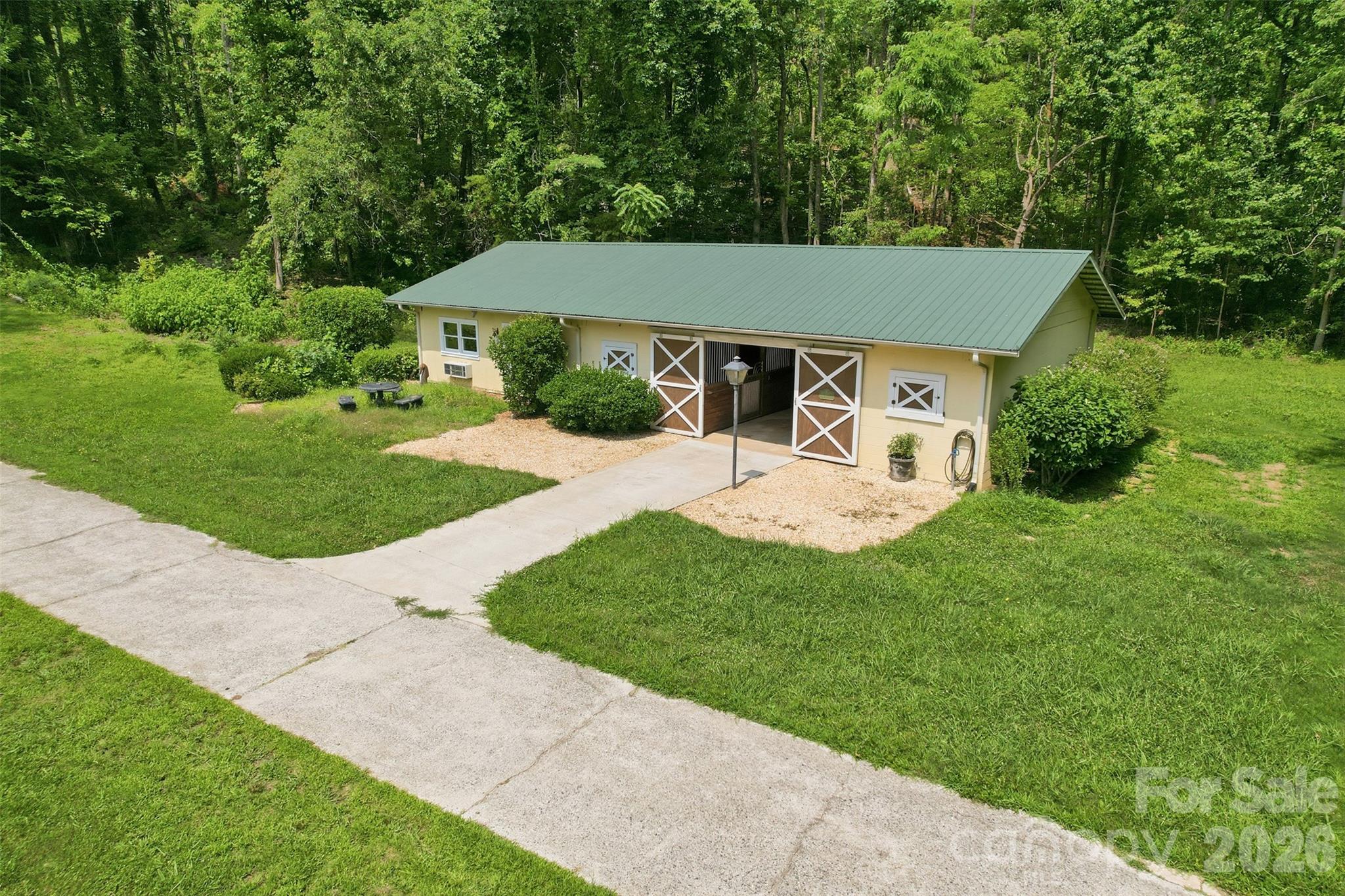 811 Butter Street — Landrum