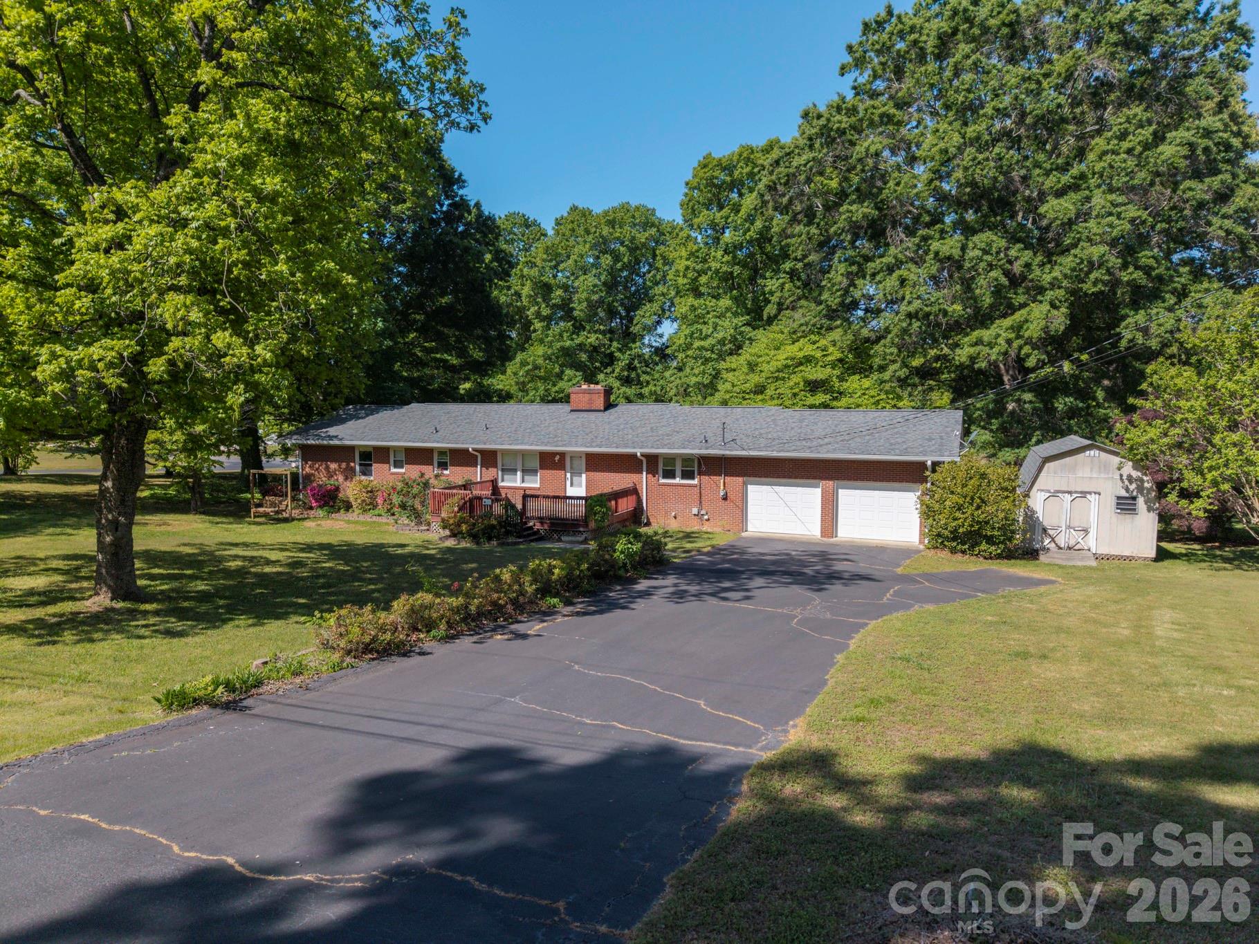 4646 Rainbow Drive — Kannapolis