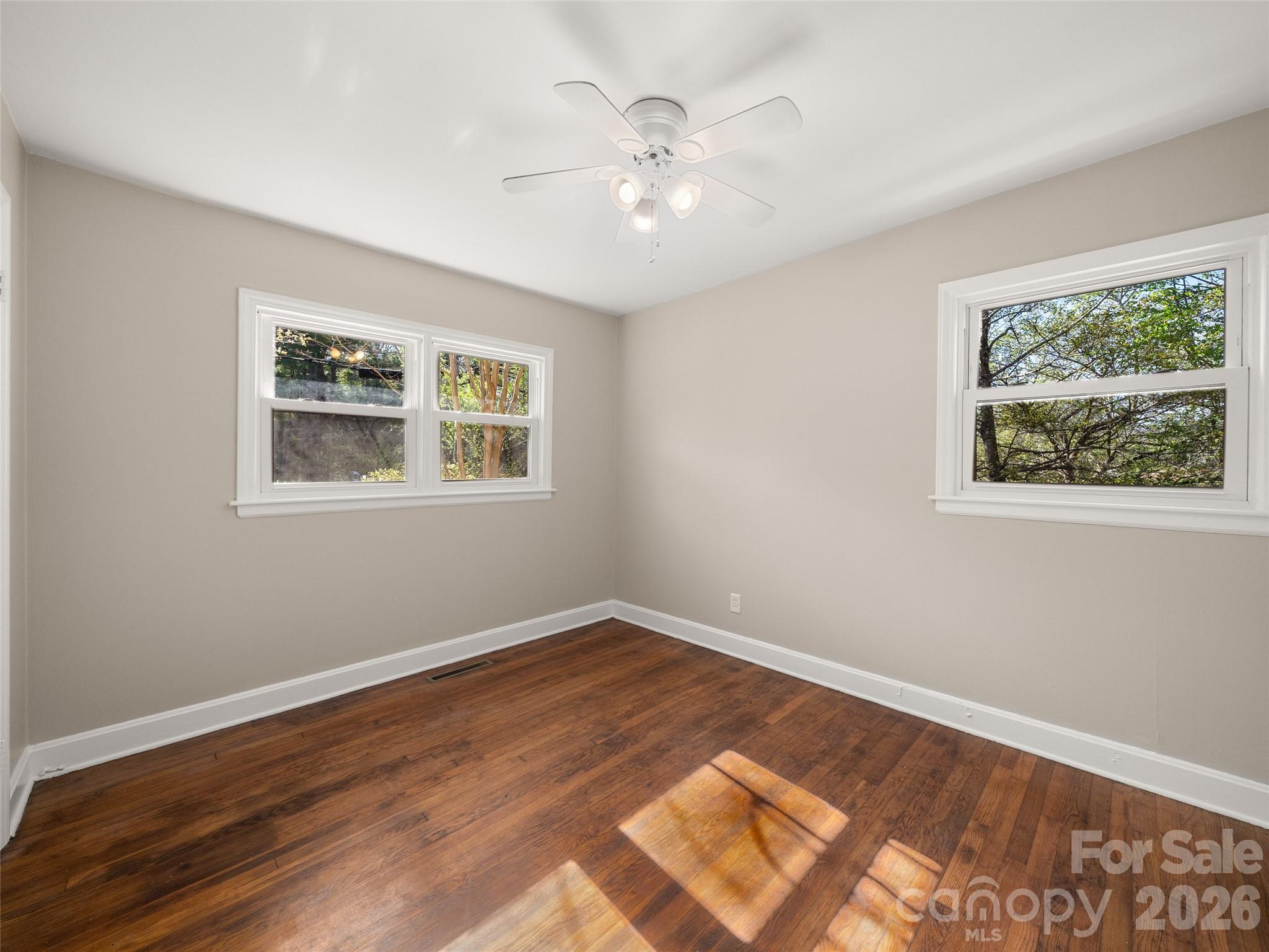 184 London Road — Asheville