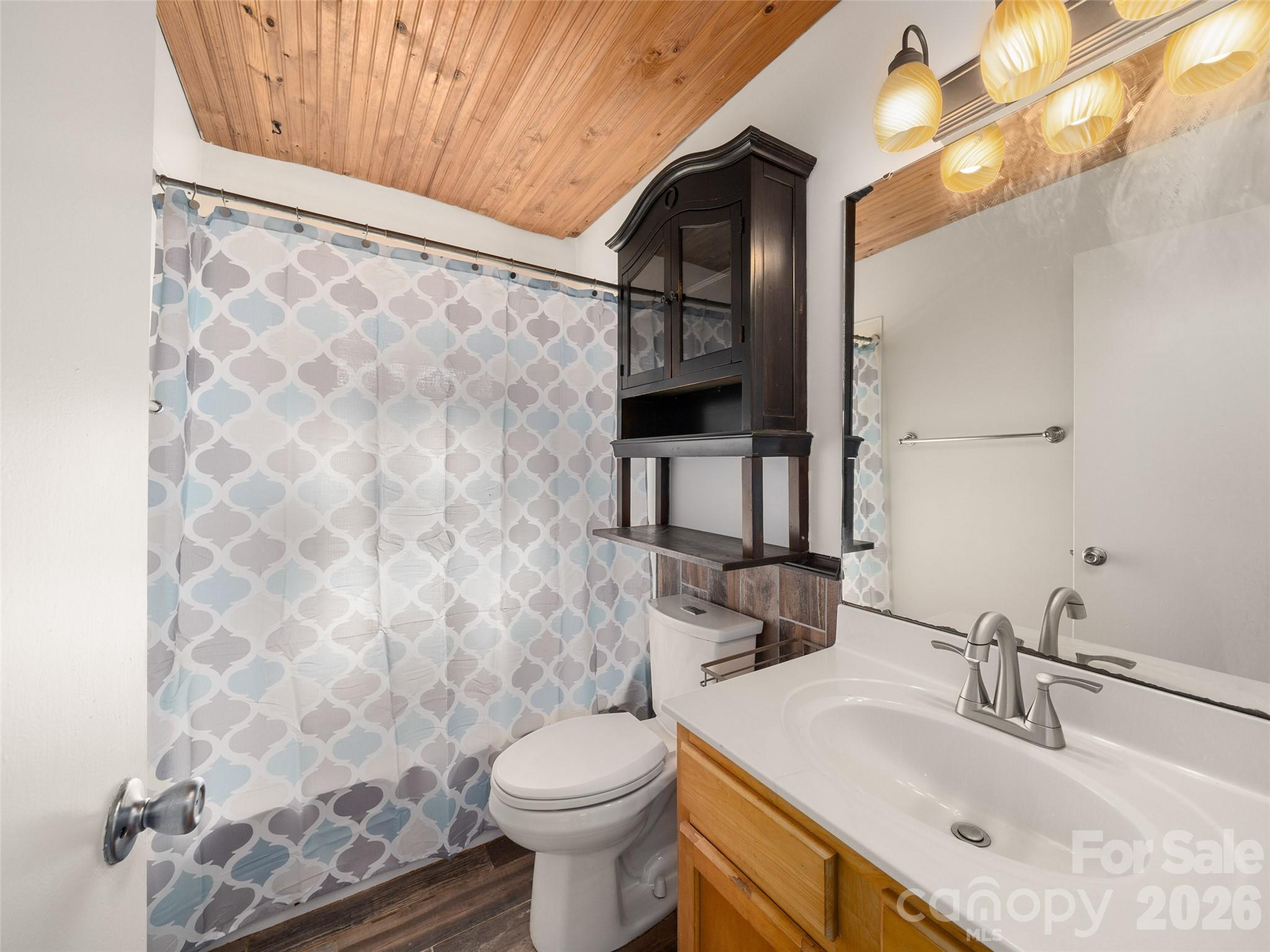 184 London Road — Asheville