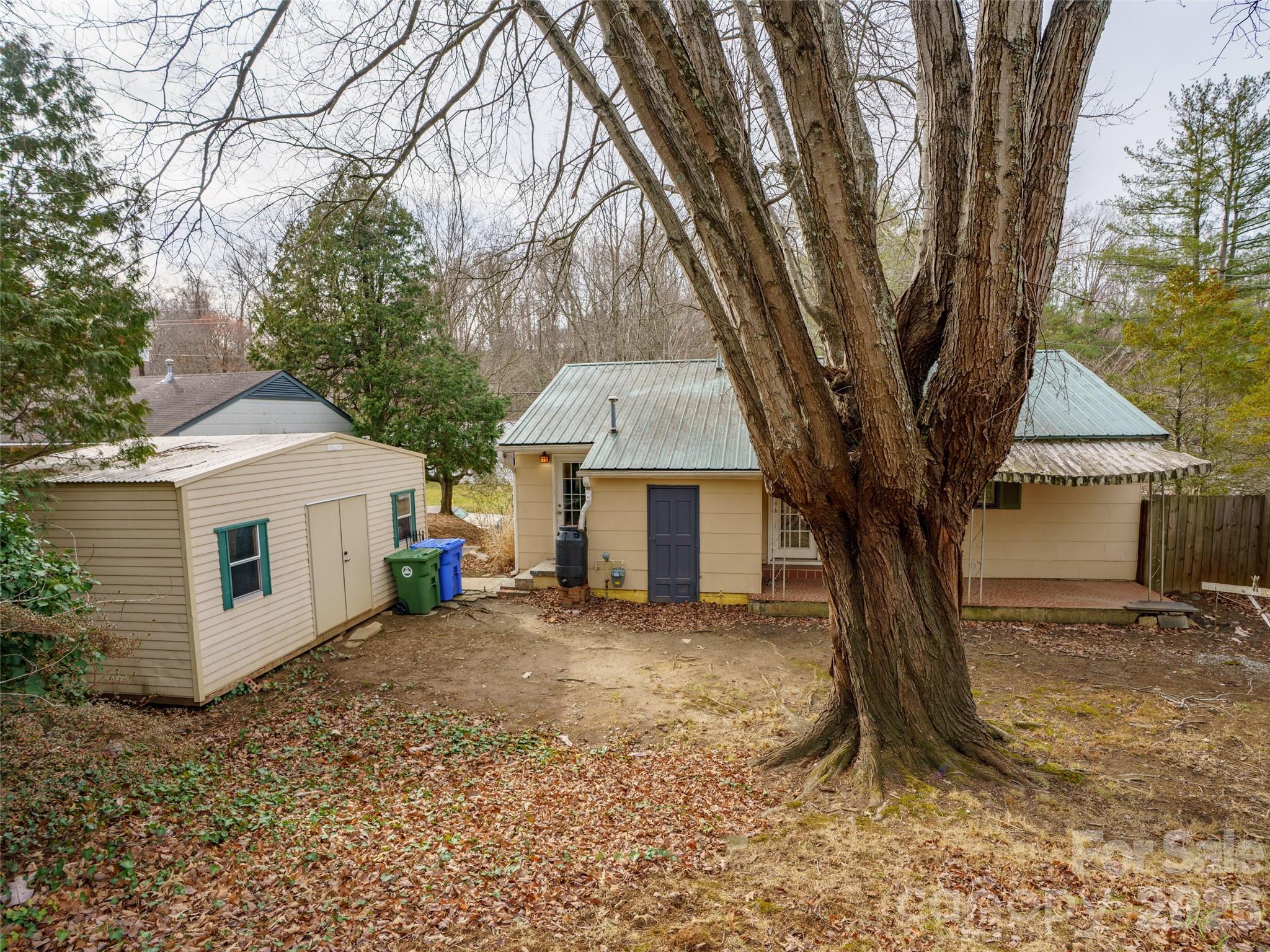 184 London Road — Asheville