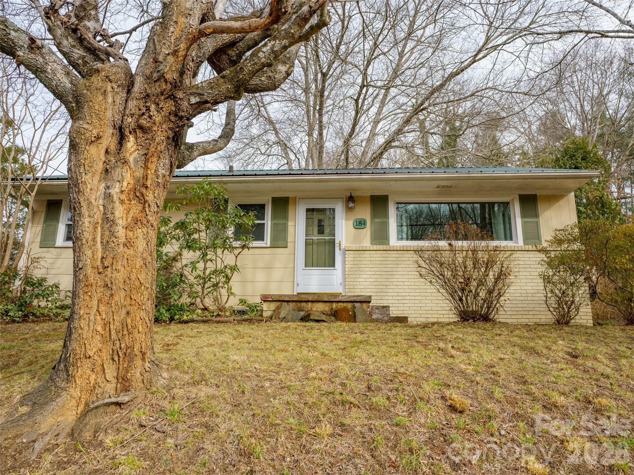 184 London Road — Asheville
