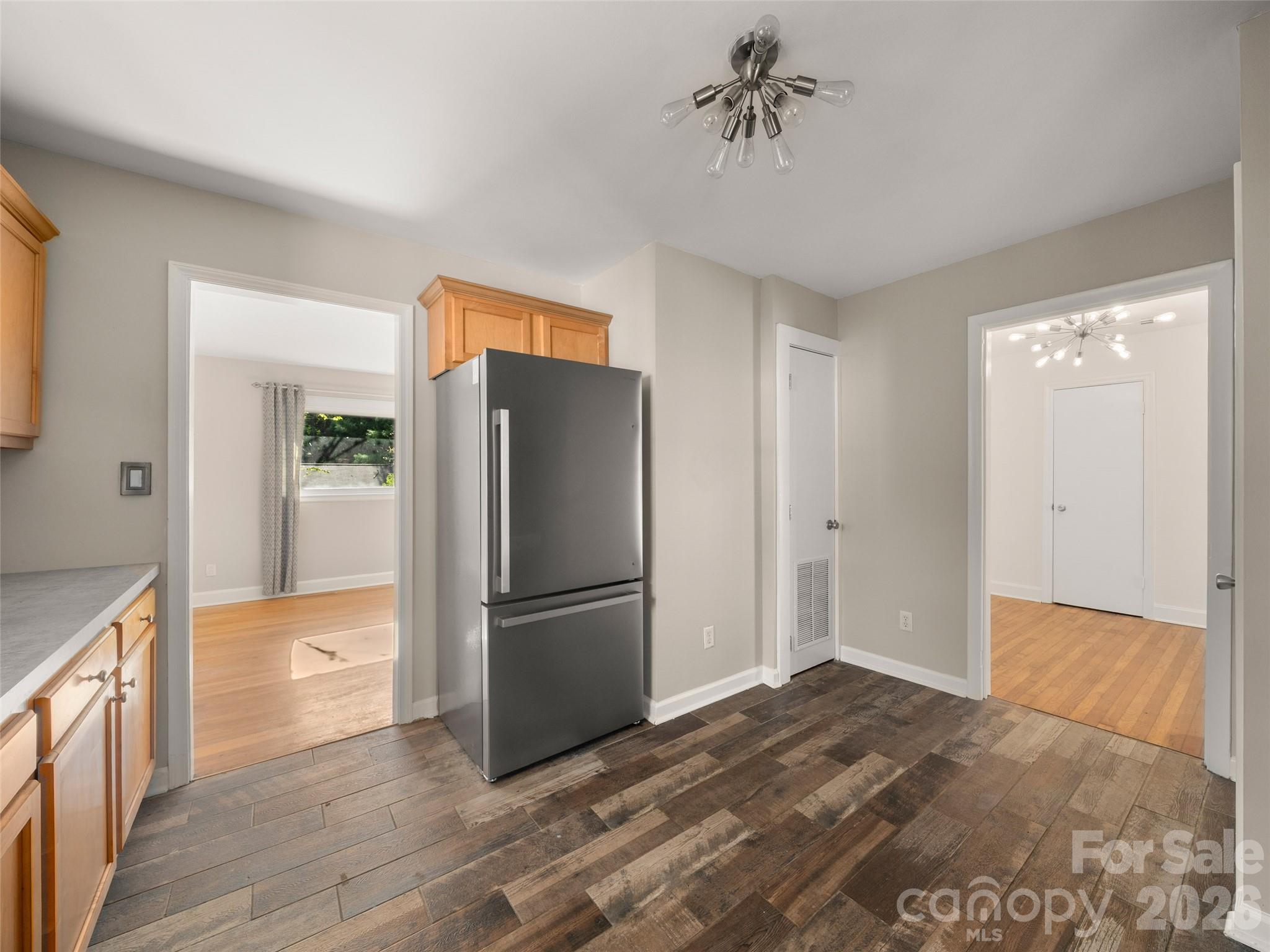 184 London Road — Asheville