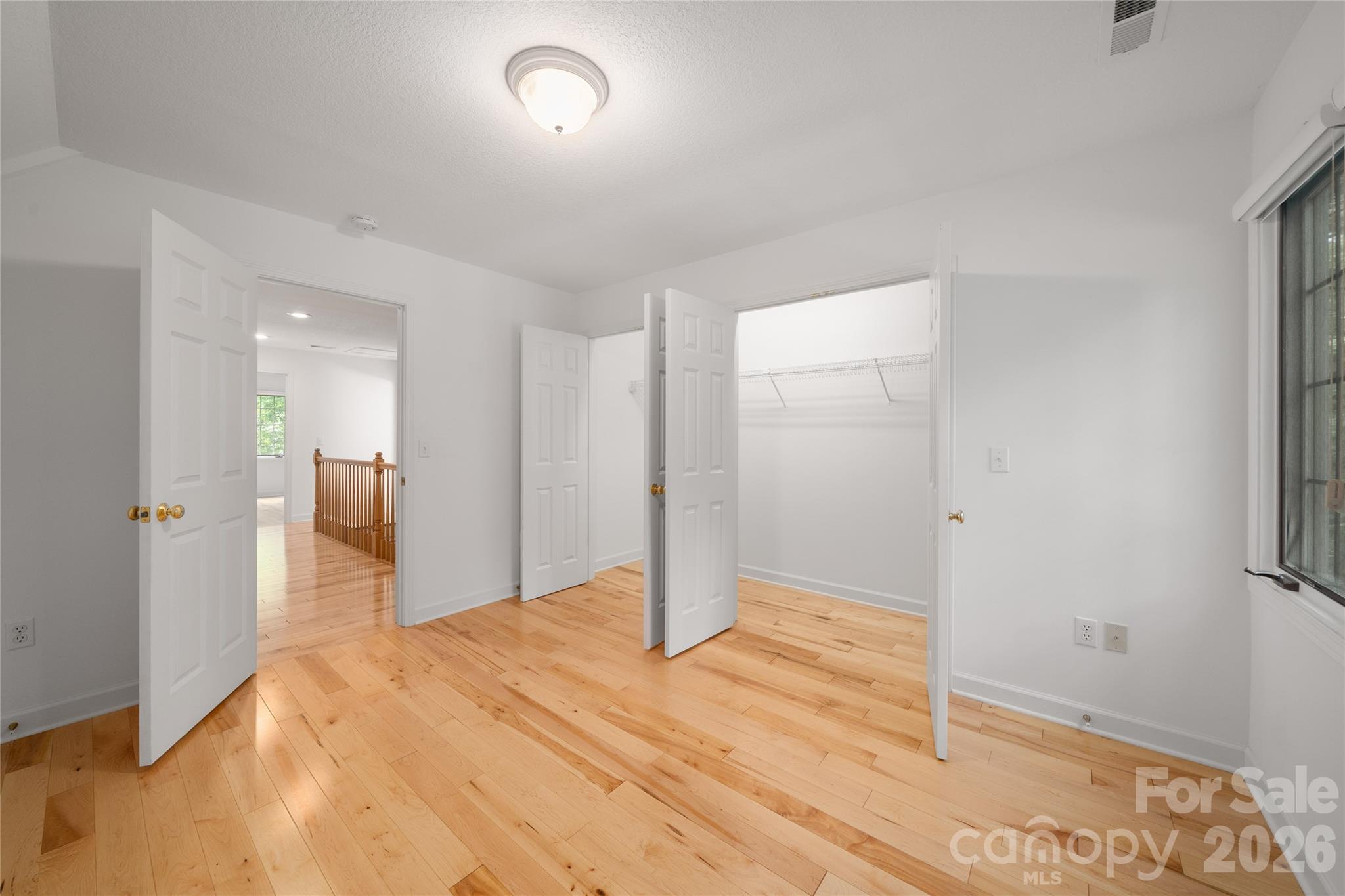 135 Buffalo Trail — Asheville