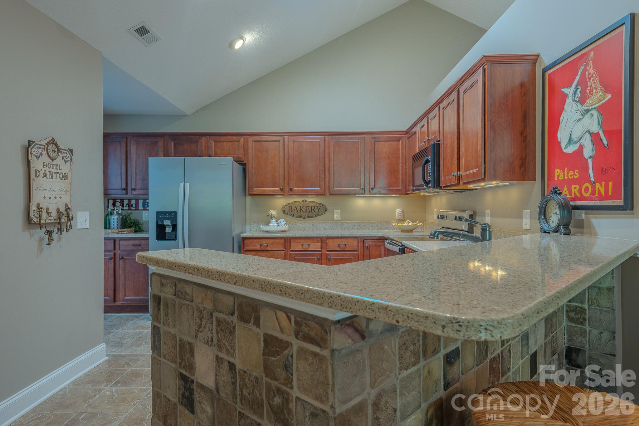52 Mountain Meadow Circle — Weaverville