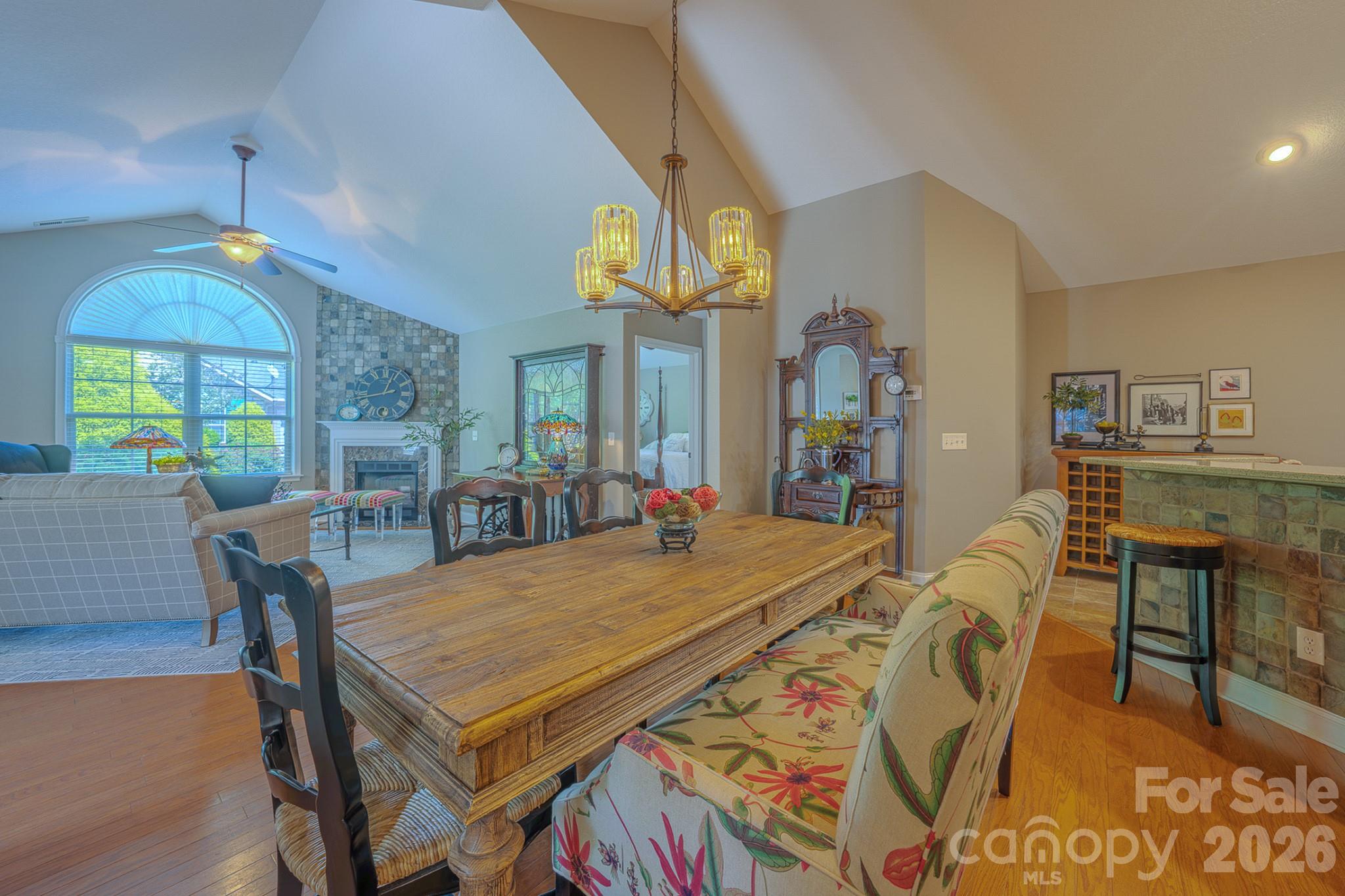 52 Mountain Meadow Circle — Weaverville