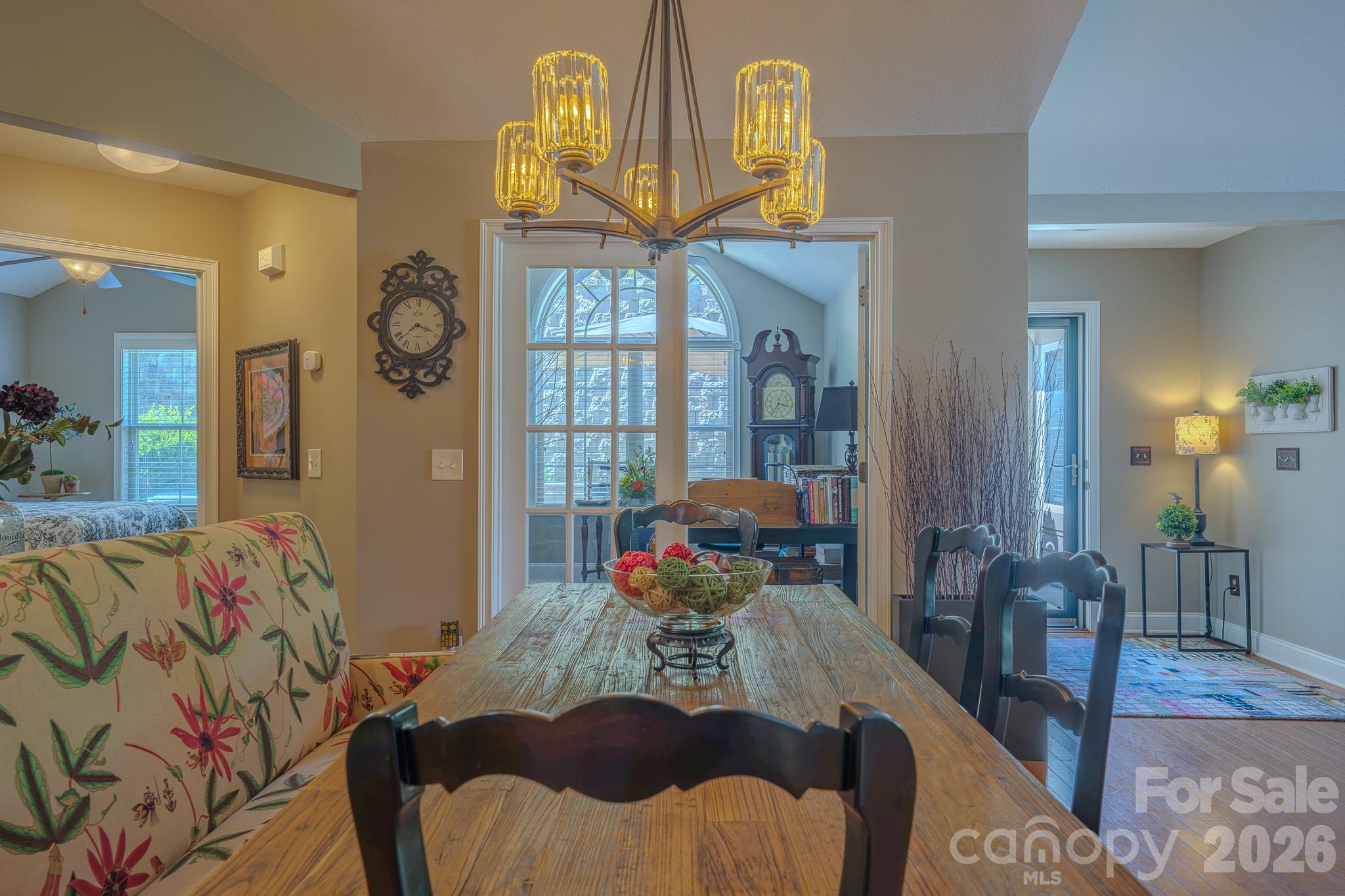 52 Mountain Meadow Circle — Weaverville
