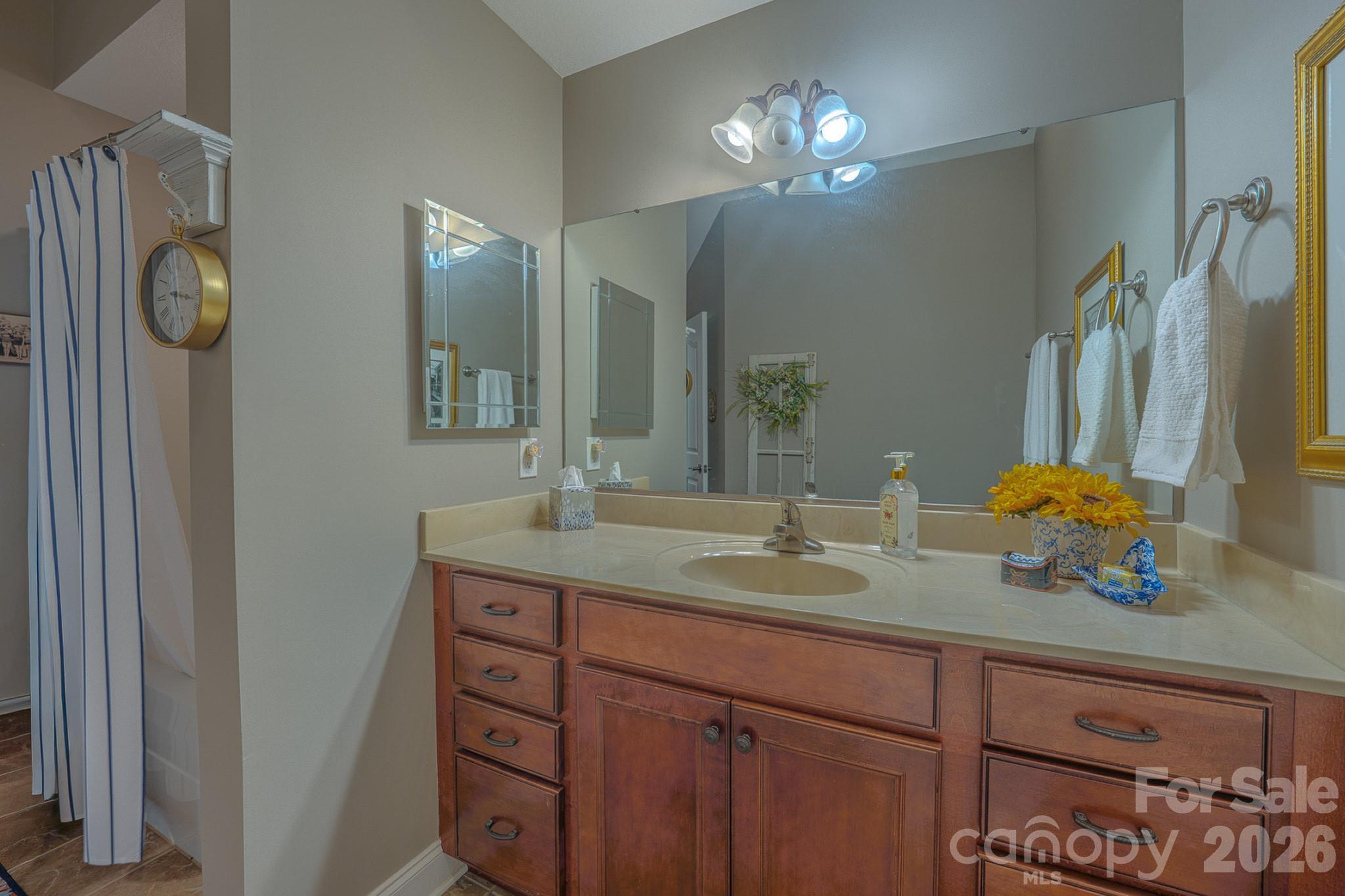 52 Mountain Meadow Circle — Weaverville