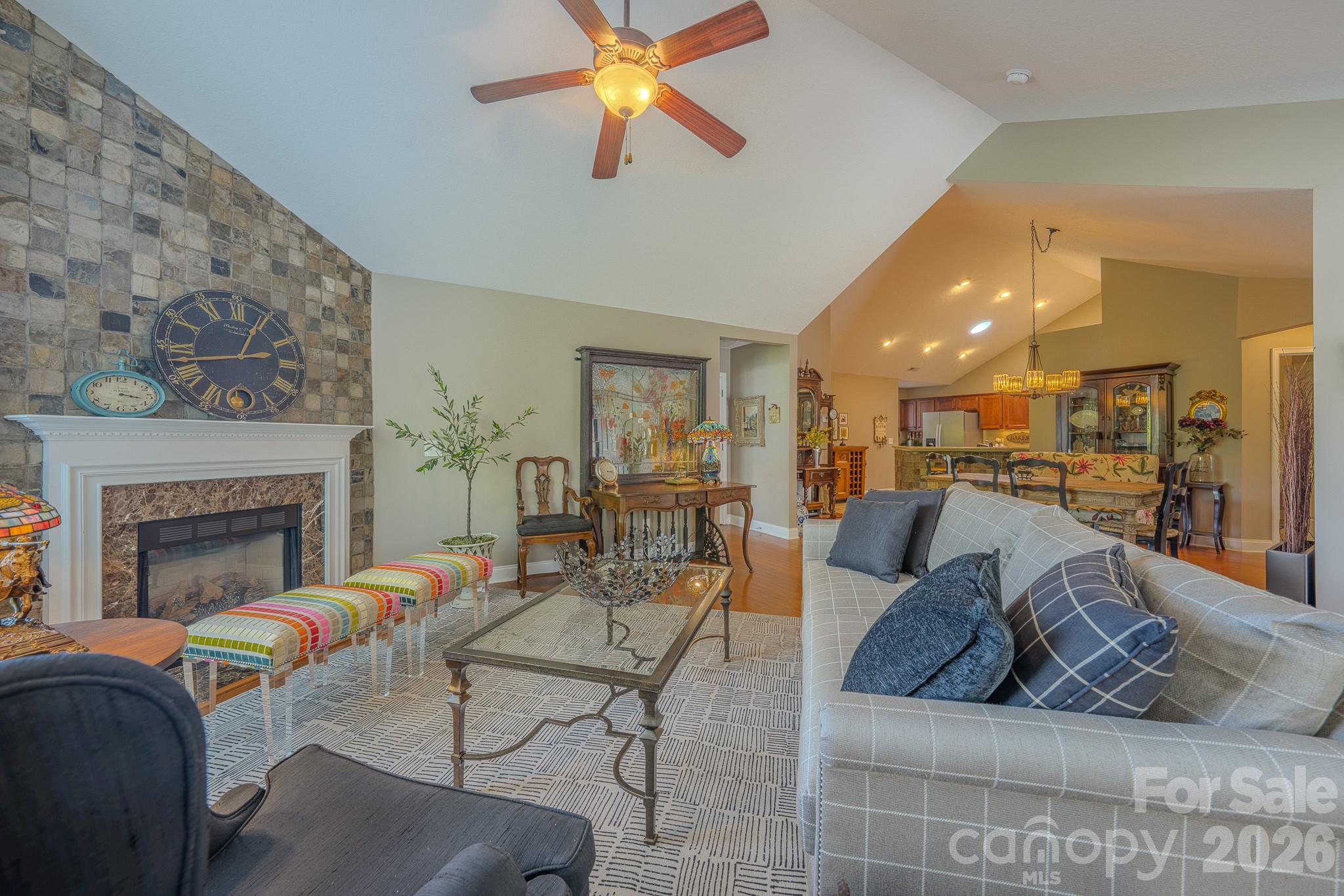 52 Mountain Meadow Circle — Weaverville